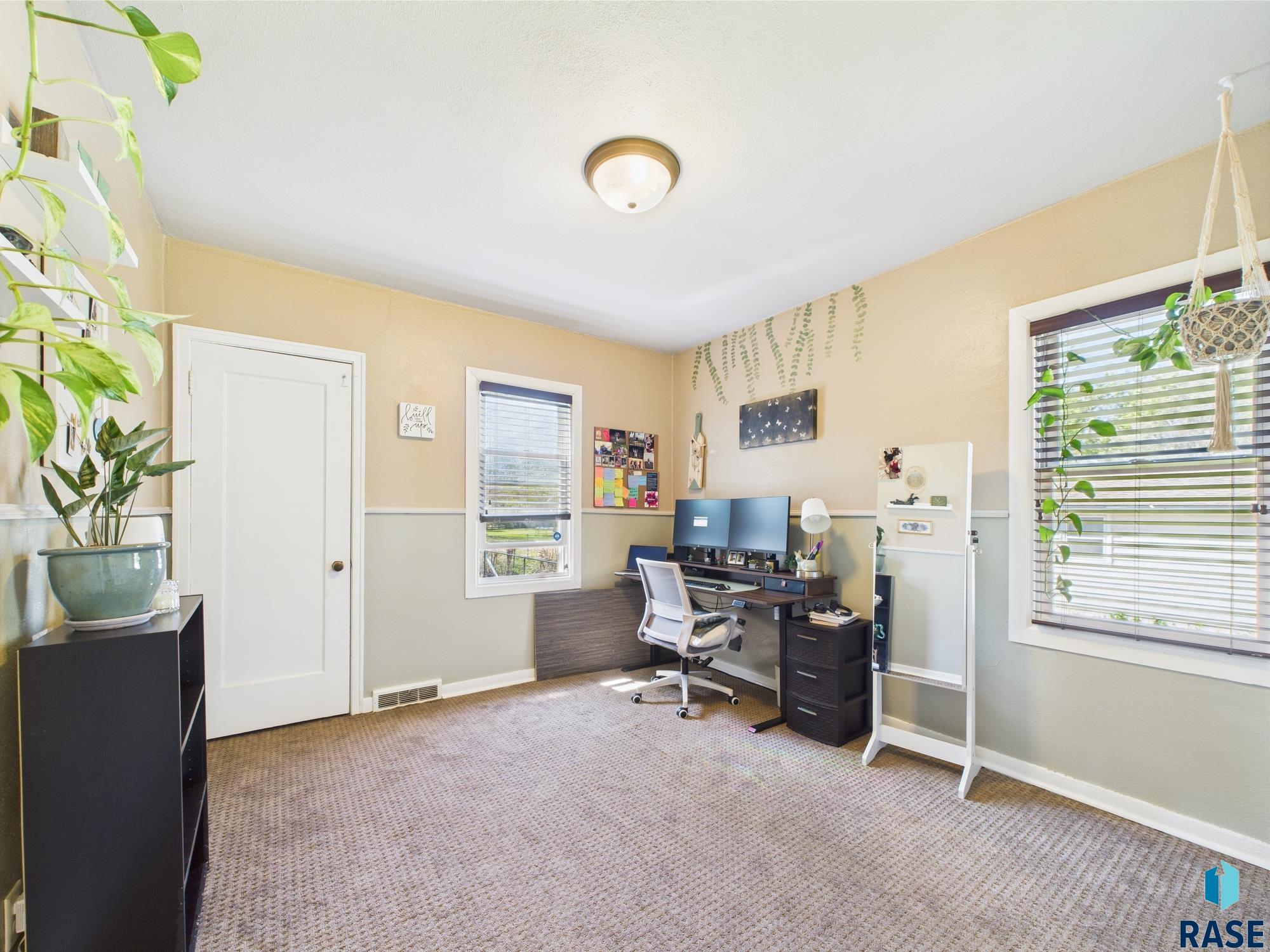 817 E Hermosa Dr Drive, Sioux Falls, South Dakota image 17