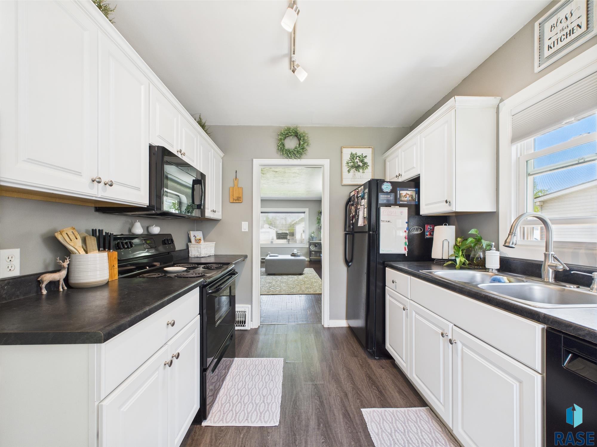817 E Hermosa Dr Drive, Sioux Falls, South Dakota image 12