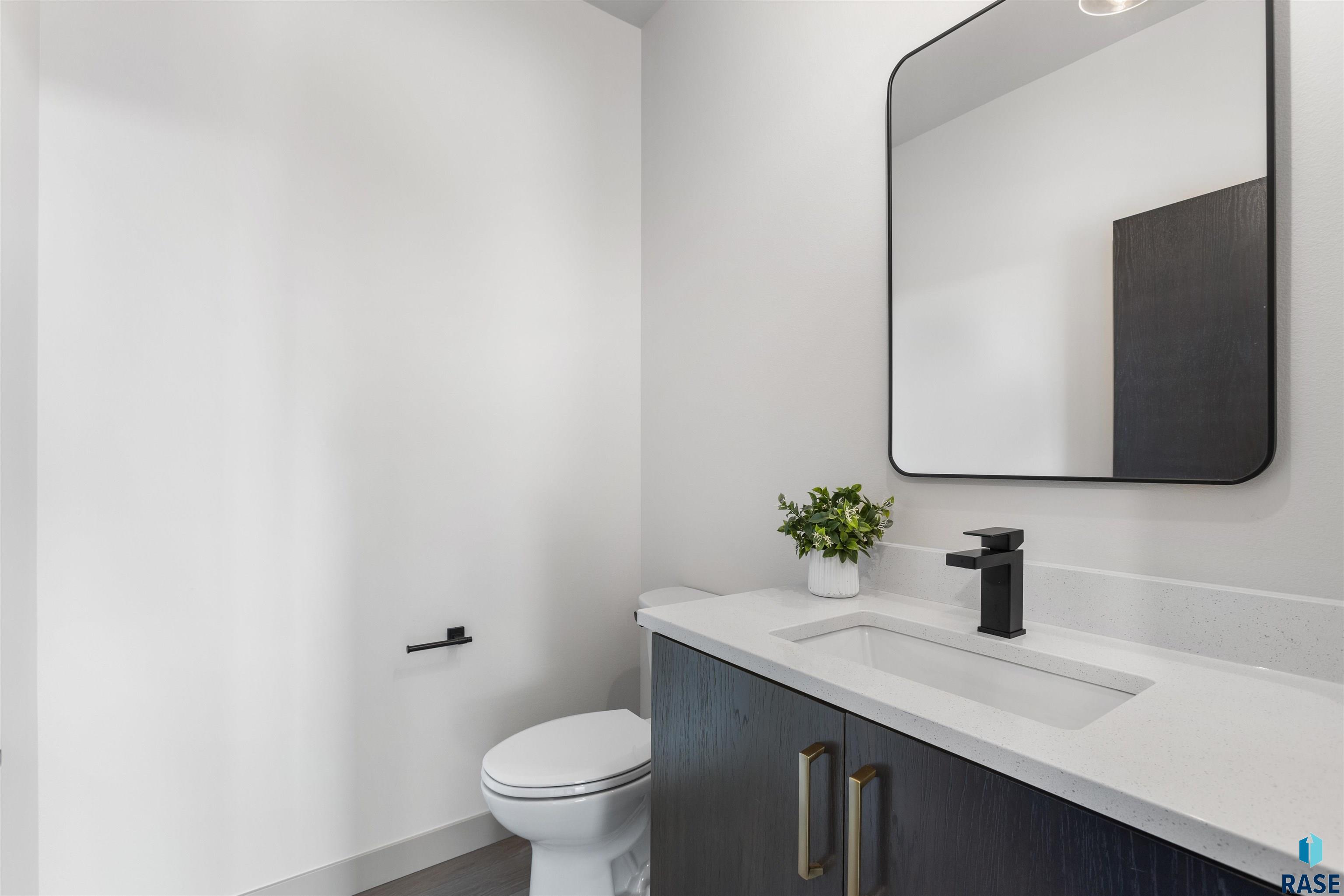 2803 S Terry Ave Avenue, Sioux Falls, New Jersey image 31