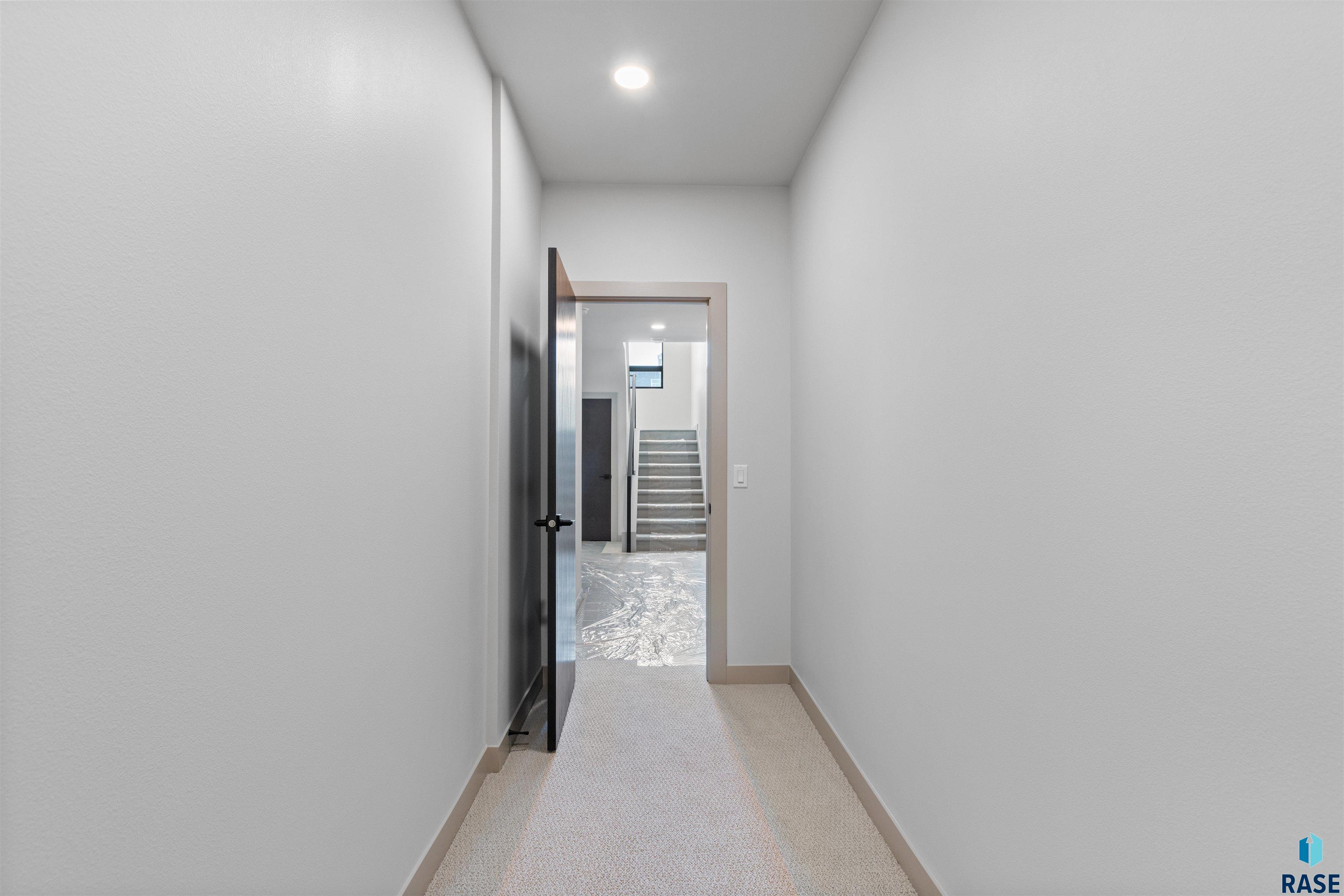 2803 S Terry Ave Avenue, Sioux Falls, New Jersey image 24