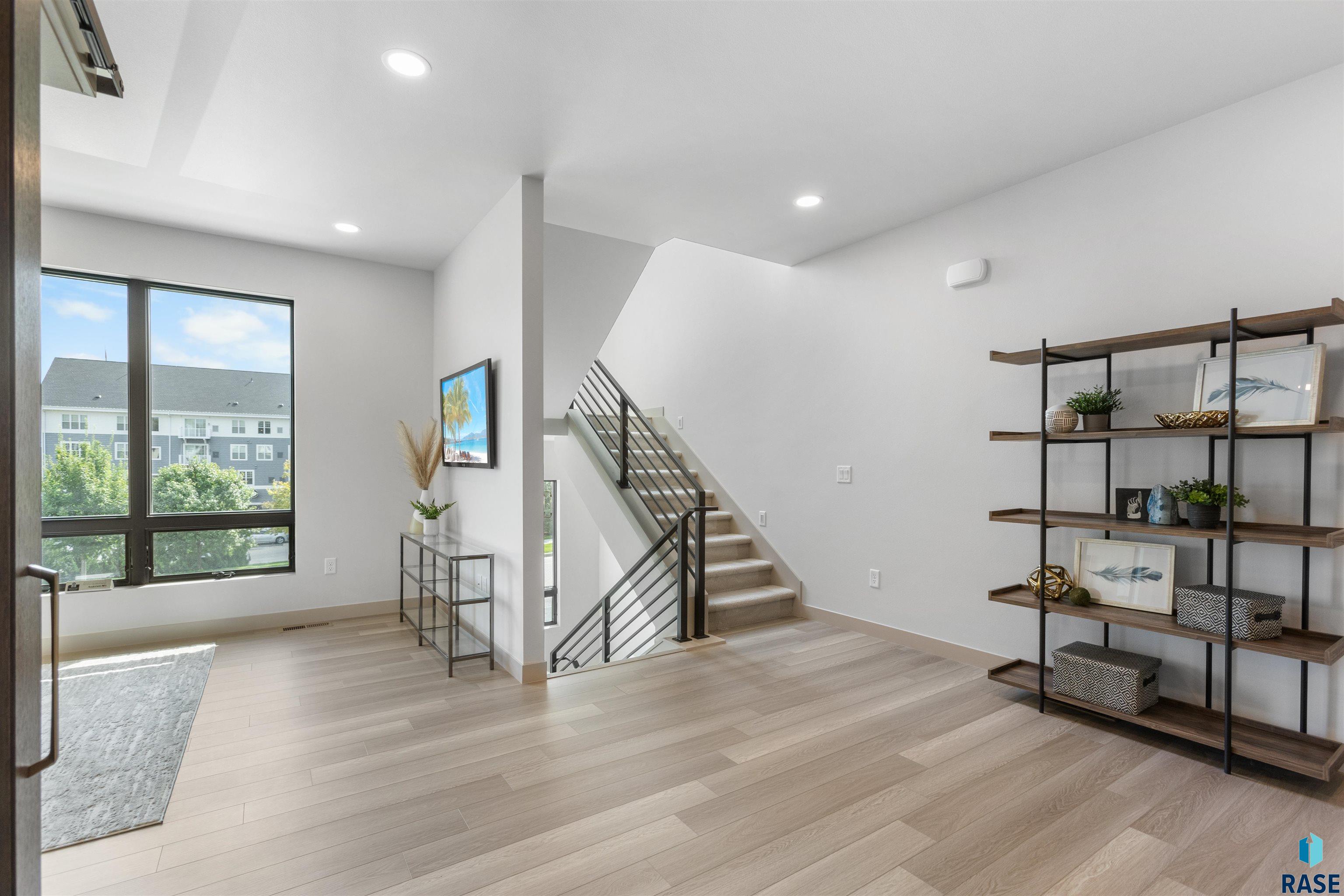 2803 S Terry Ave Avenue, Sioux Falls, New Jersey image 3