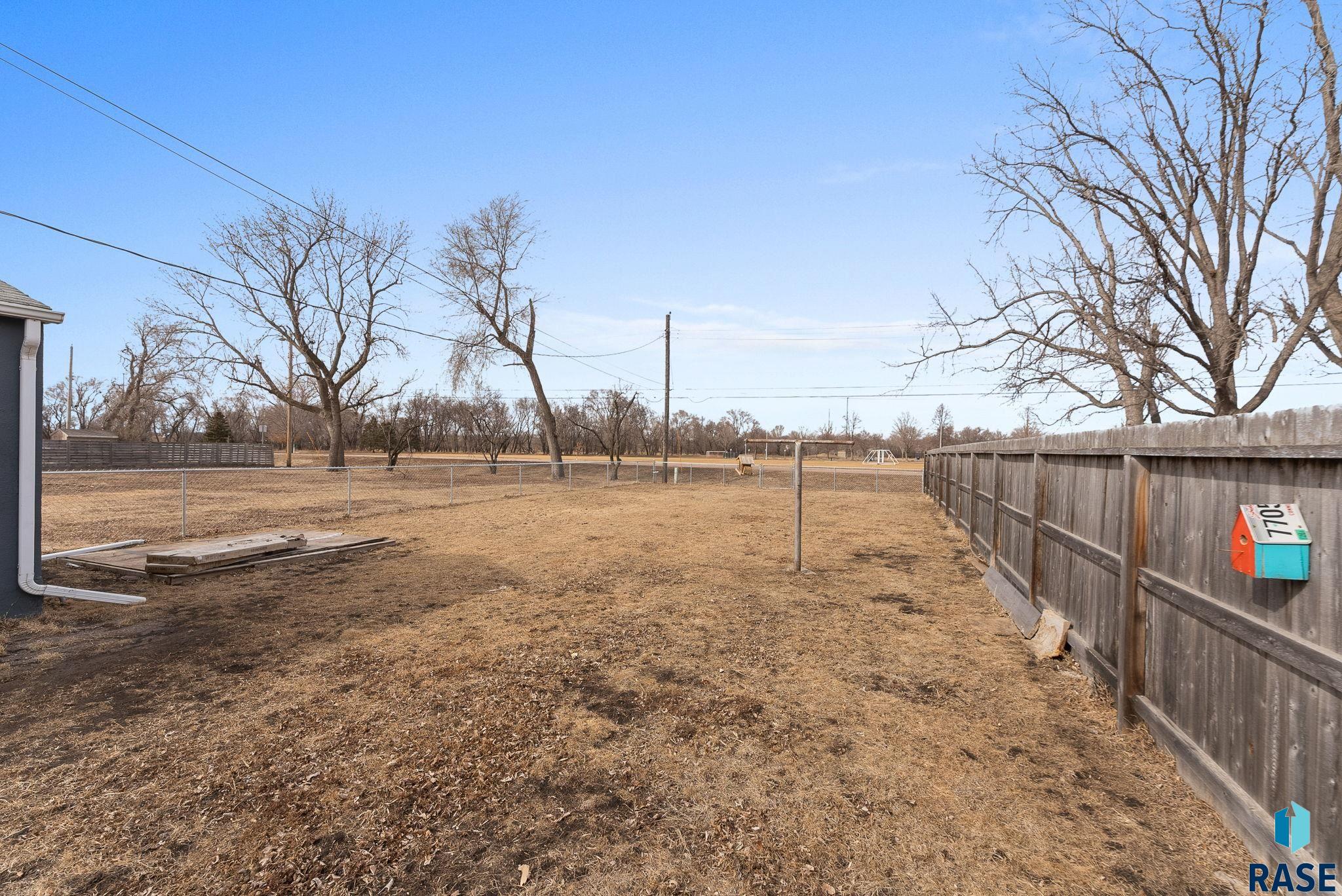 110 W Rose St Street, Sioux Falls, New Jersey image 31