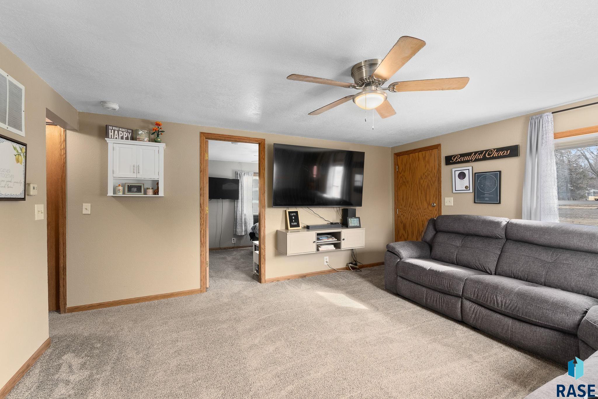 110 W Rose St Street, Sioux Falls, New Jersey image 13