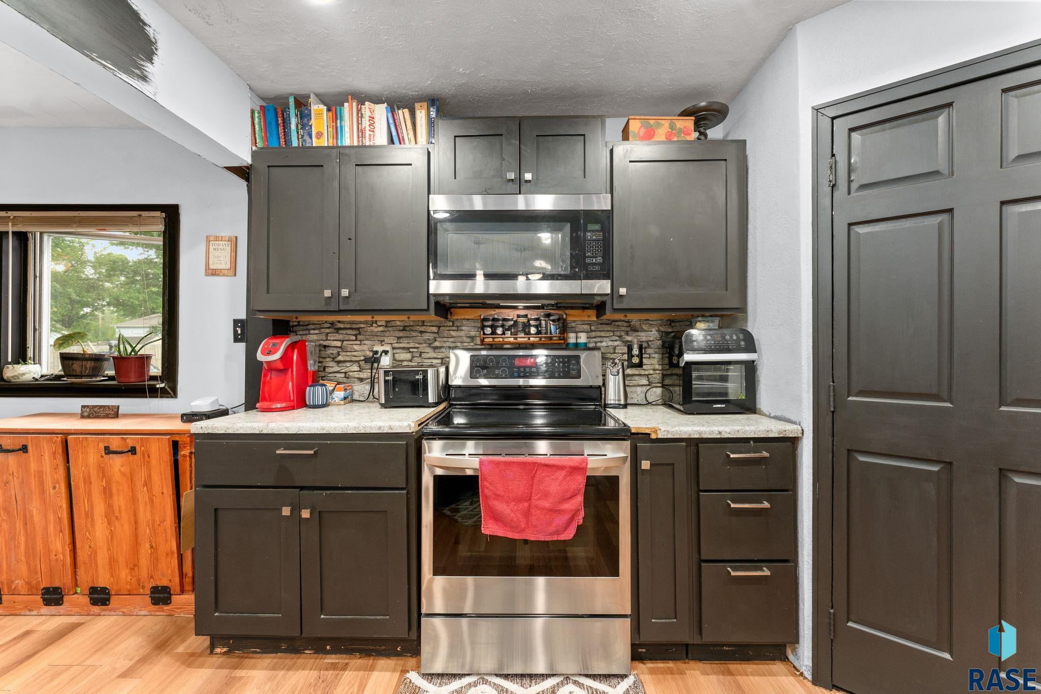 300 S Blaine St Street, Lennox, New Jersey image 4