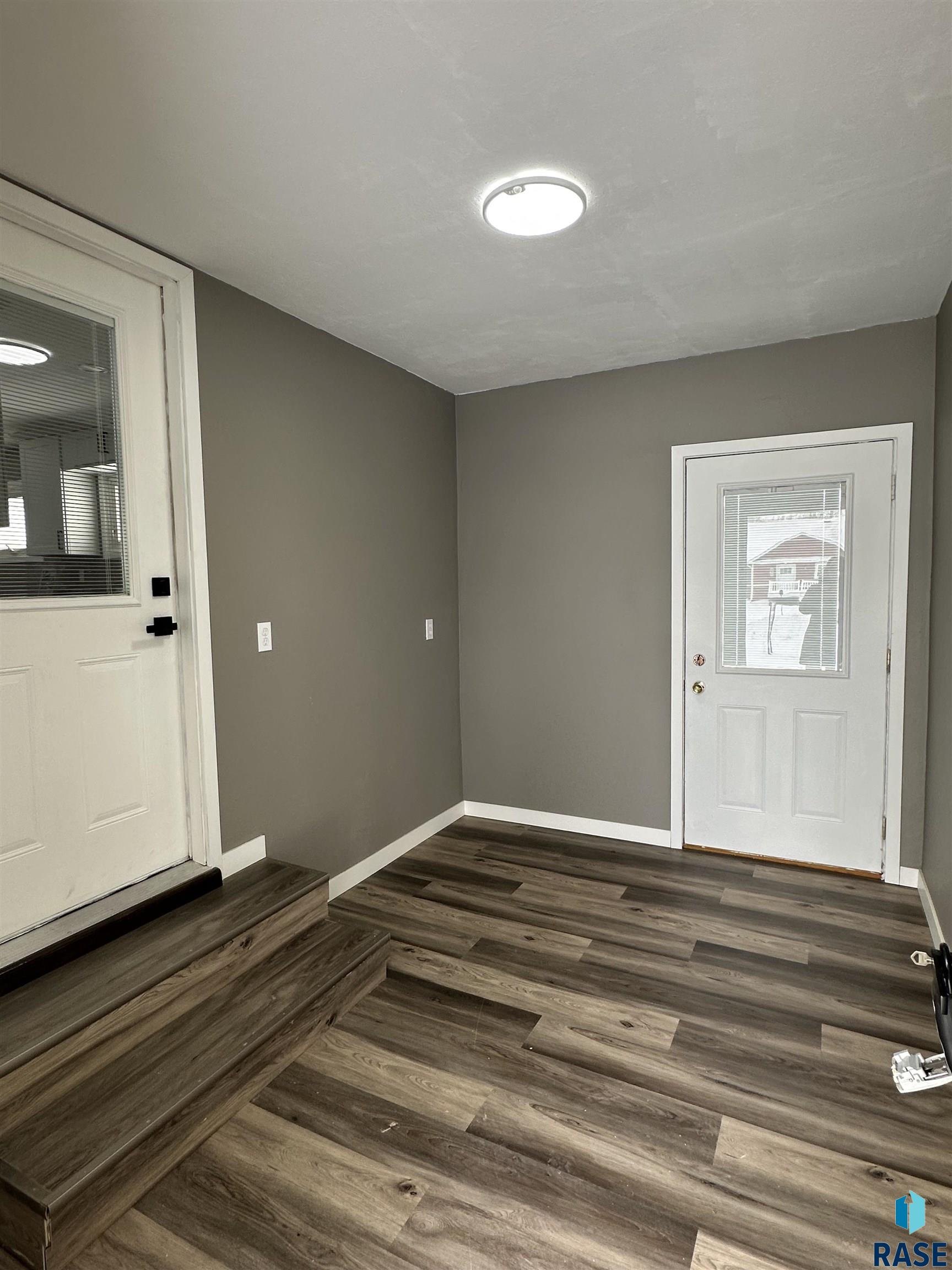 912 N Oakley St Street, Luverne, New Jersey image 2