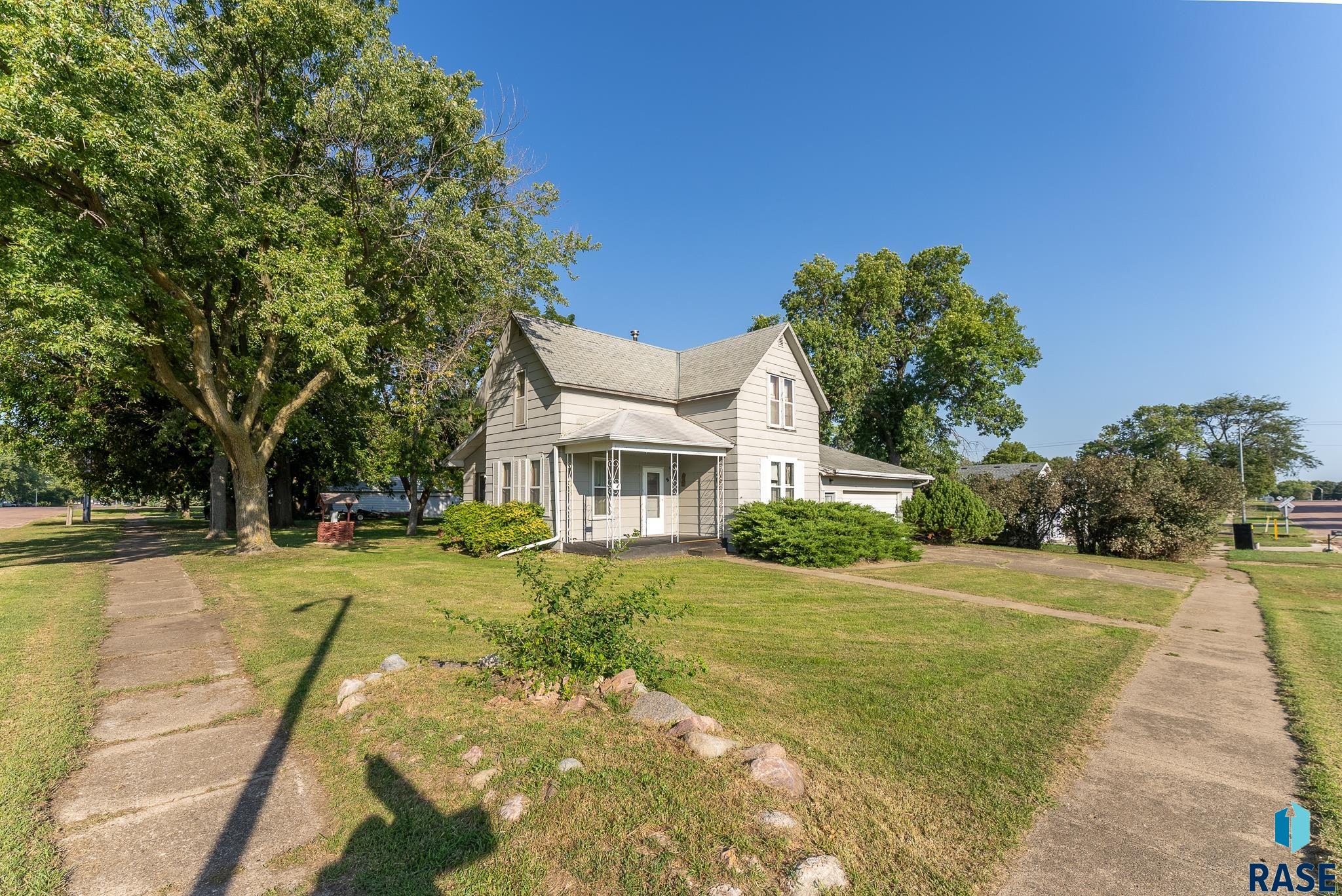 501 N 3rd St Street, Beresford, South Dakota image 3