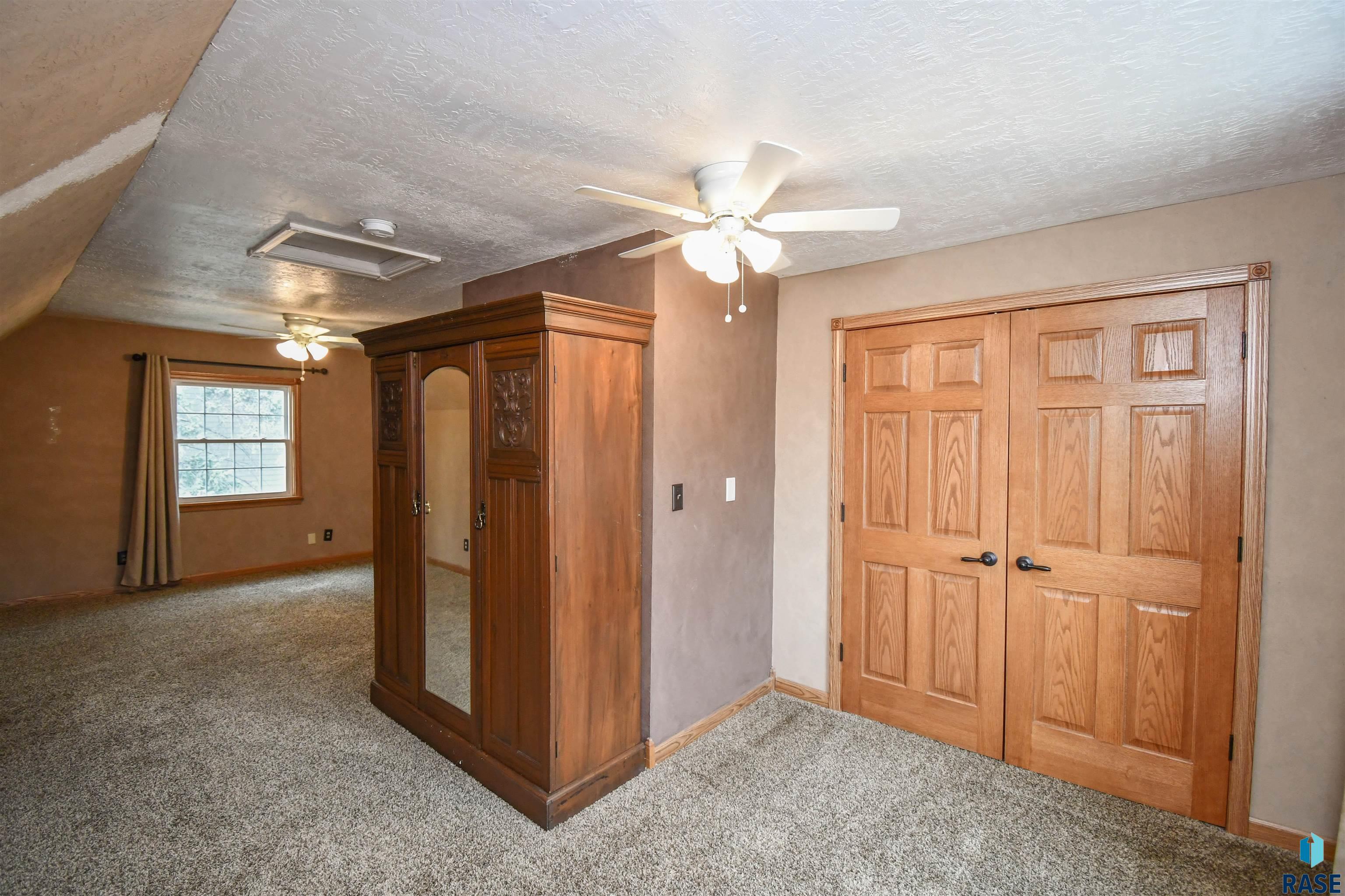 335 Vernon Dr Drive, Harrisburg, South Dakota image 46