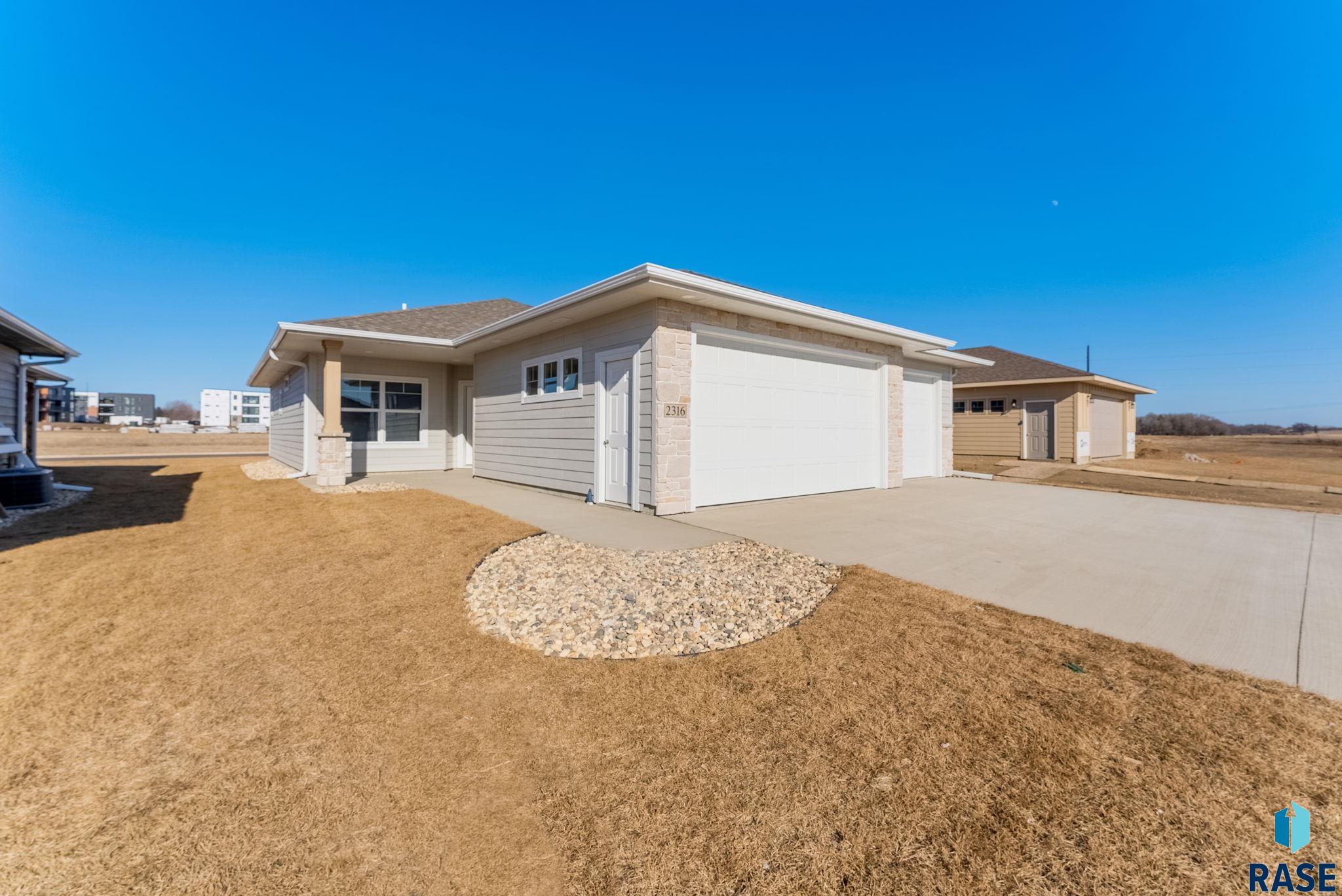 2316 E Tinley St Street, Brandon, South Dakota image 24