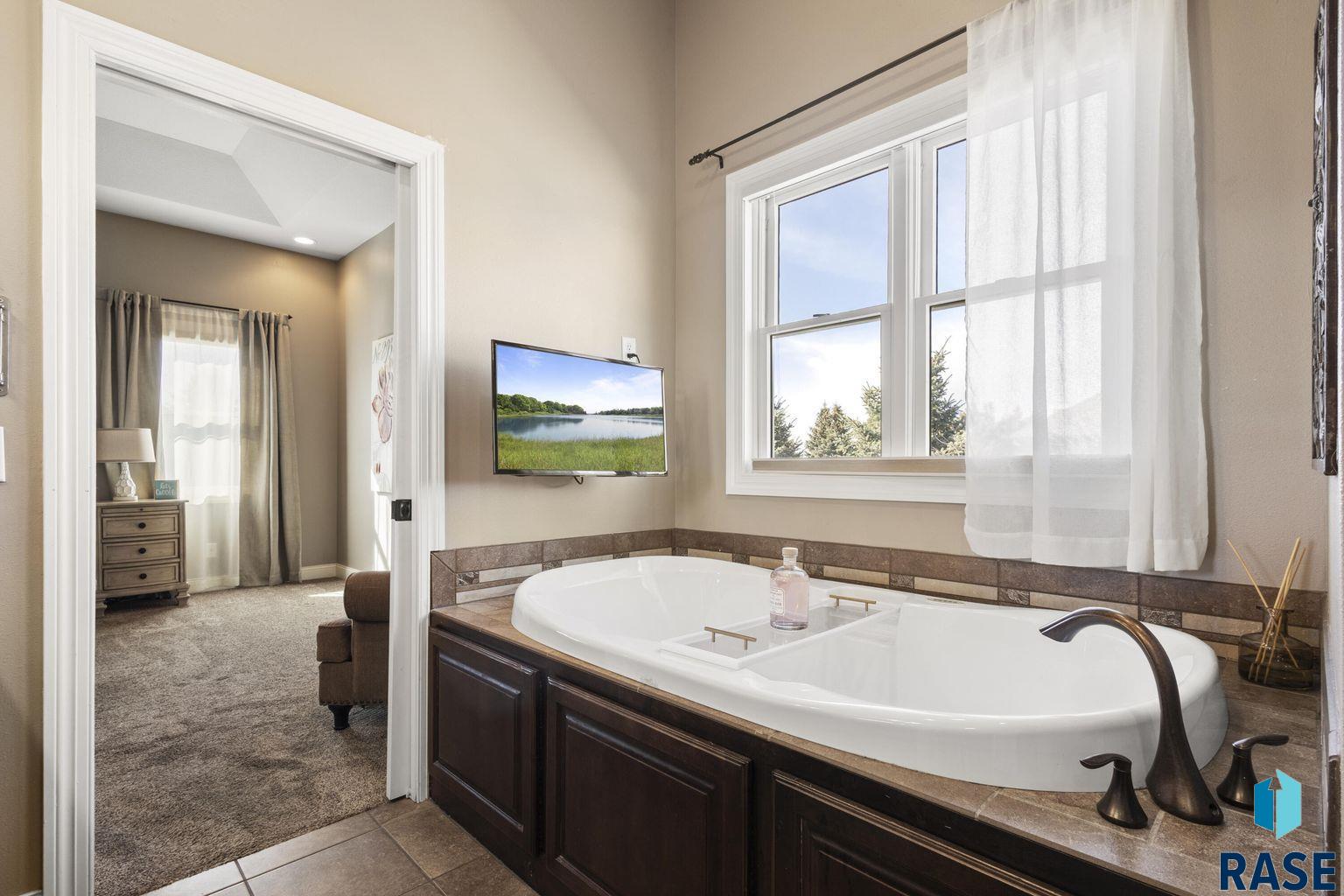 840 Regency Ct Court, Brookings, South Dakota image 16