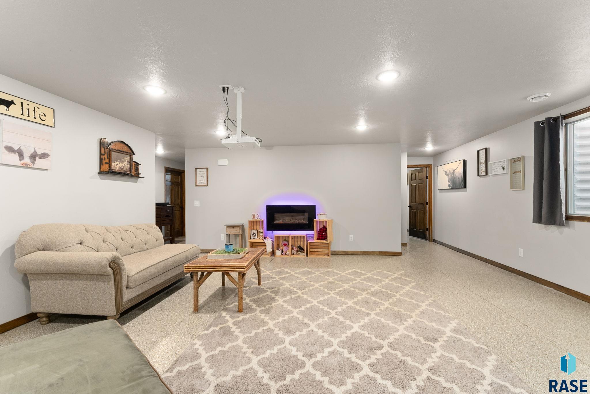 5205 S Eastwind Ave Avenue, Sioux Falls, South Dakota image 21
