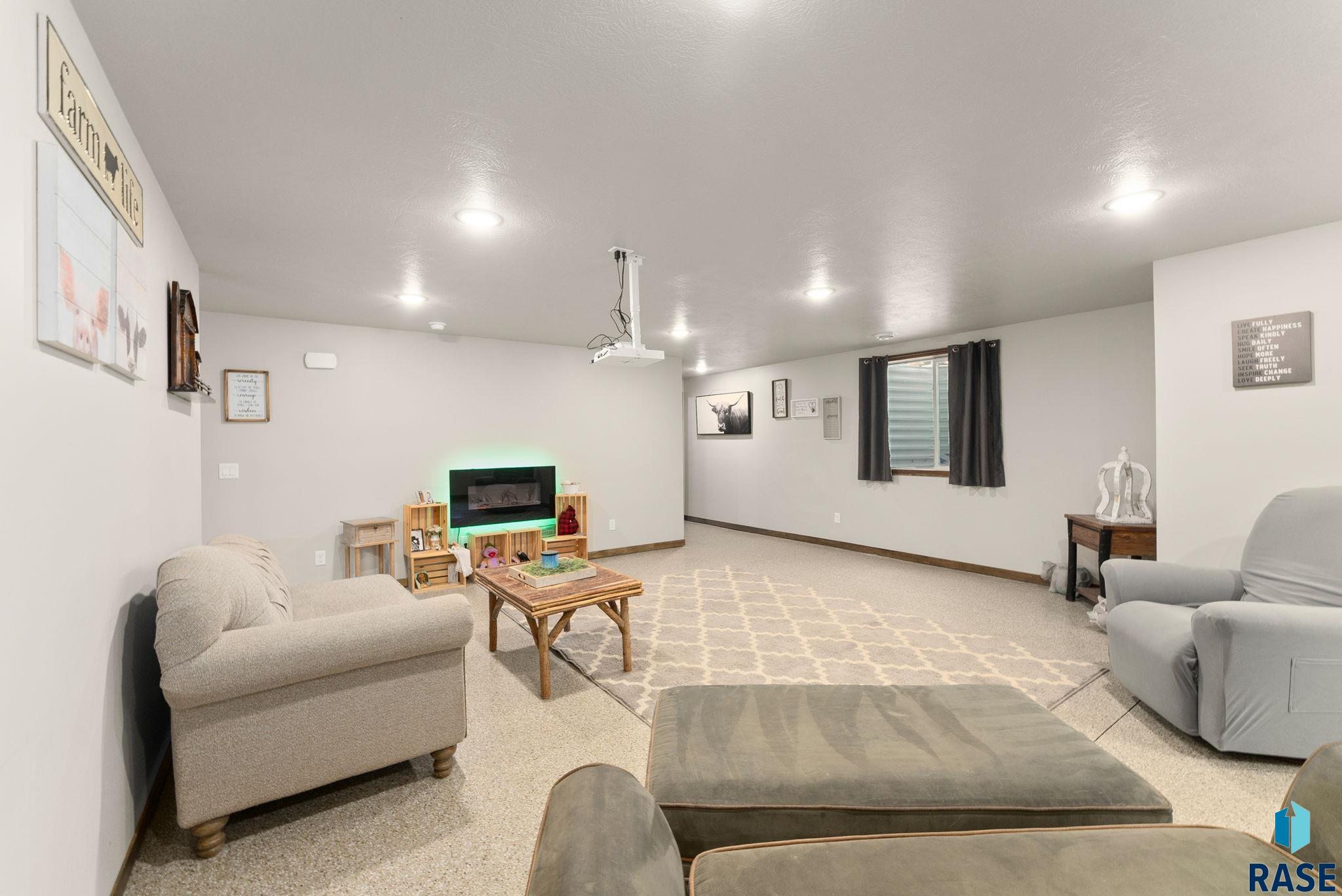 5205 S Eastwind Ave Avenue, Sioux Falls, South Dakota image 23