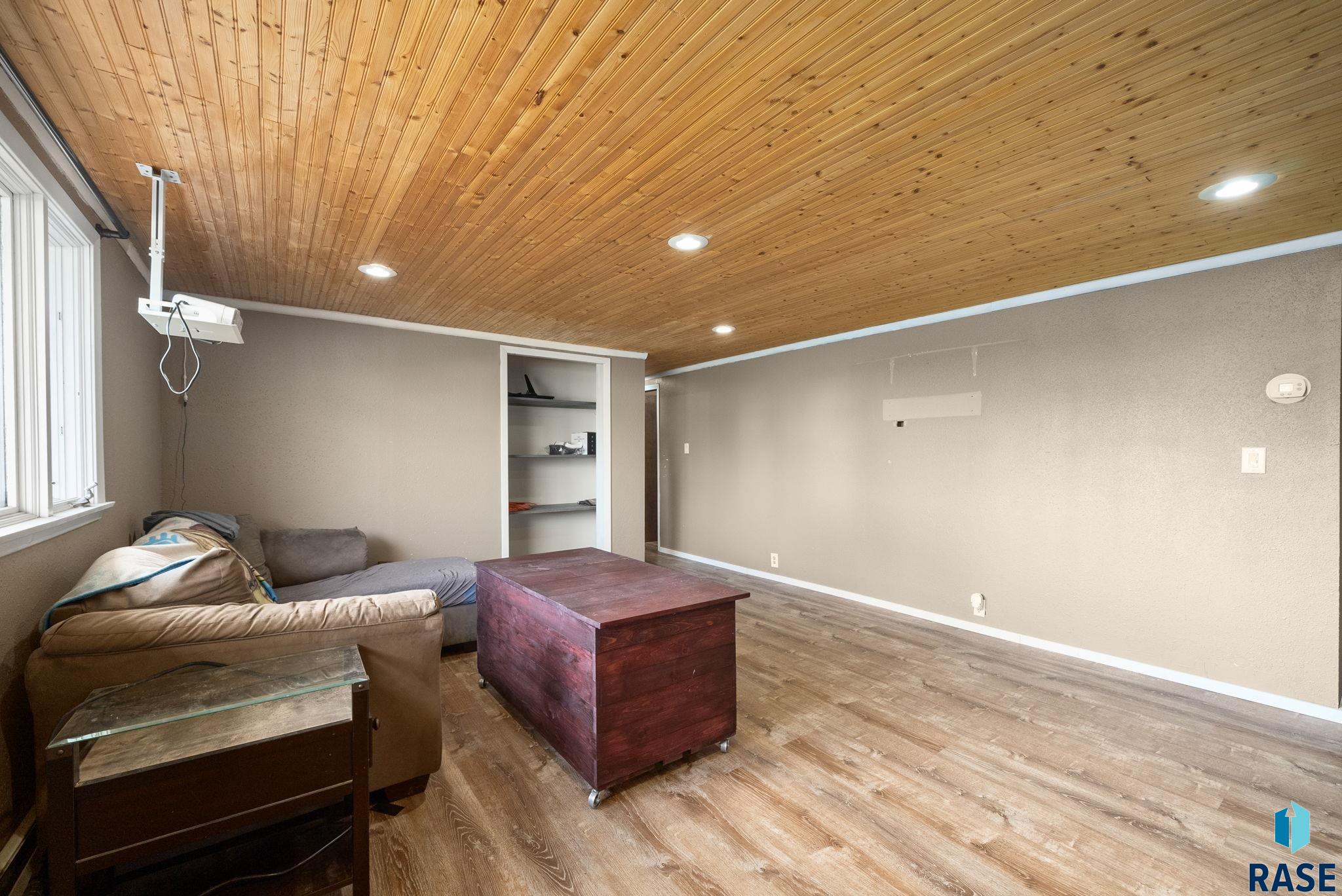 1107 E Lark St Street, Brandon, New Jersey image 48