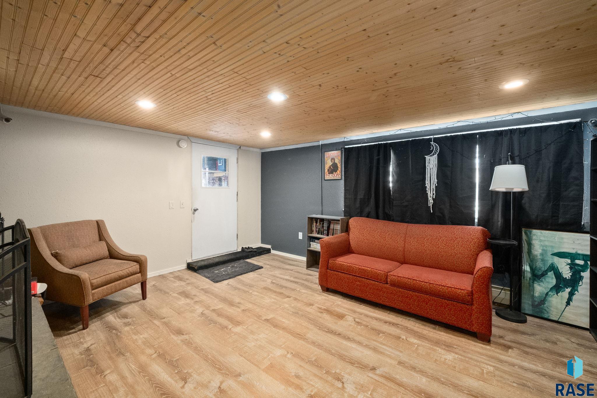 1107 E Lark St Street, Brandon, New Jersey image 44