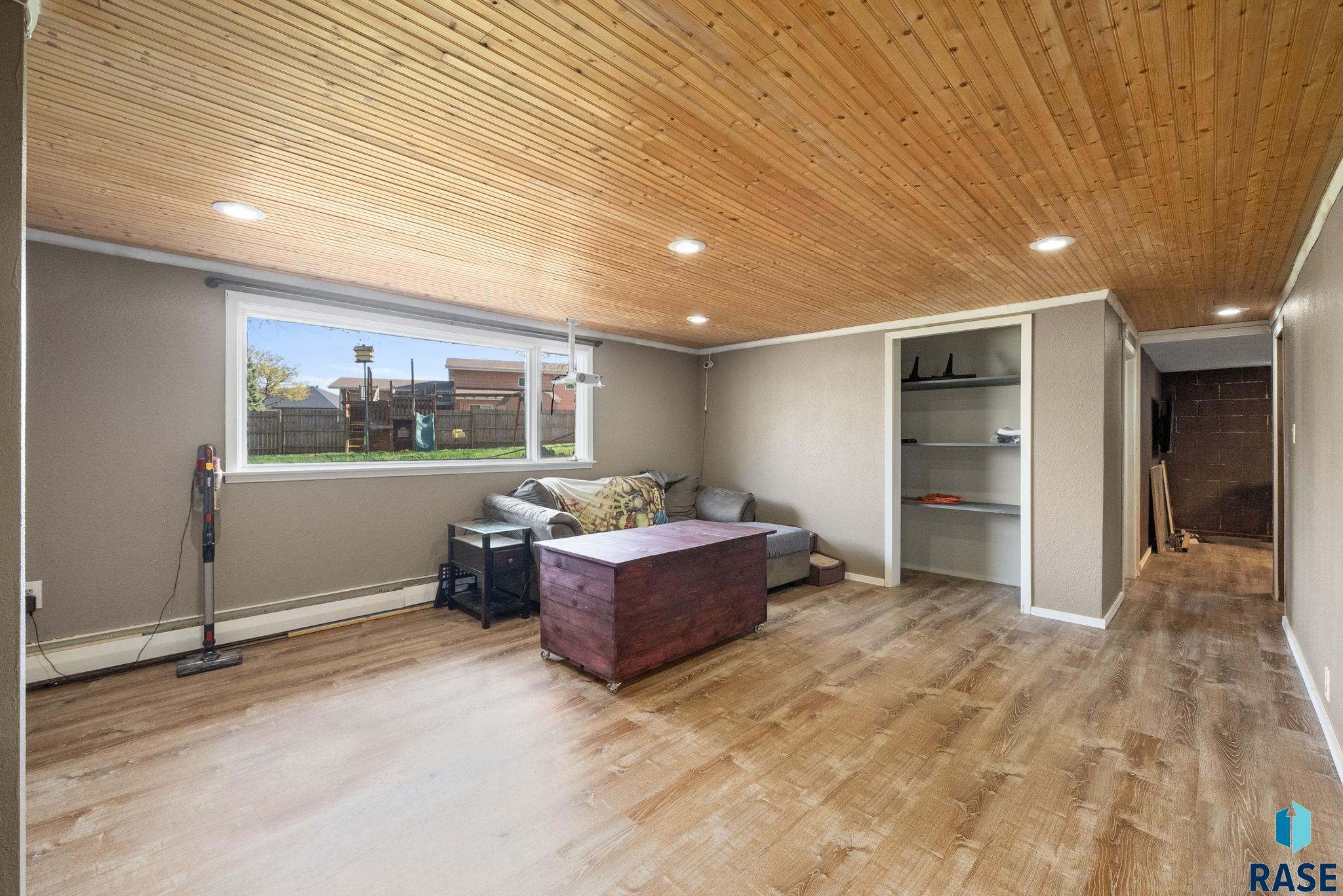 1107 E Lark St Street, Brandon, New Jersey image 46