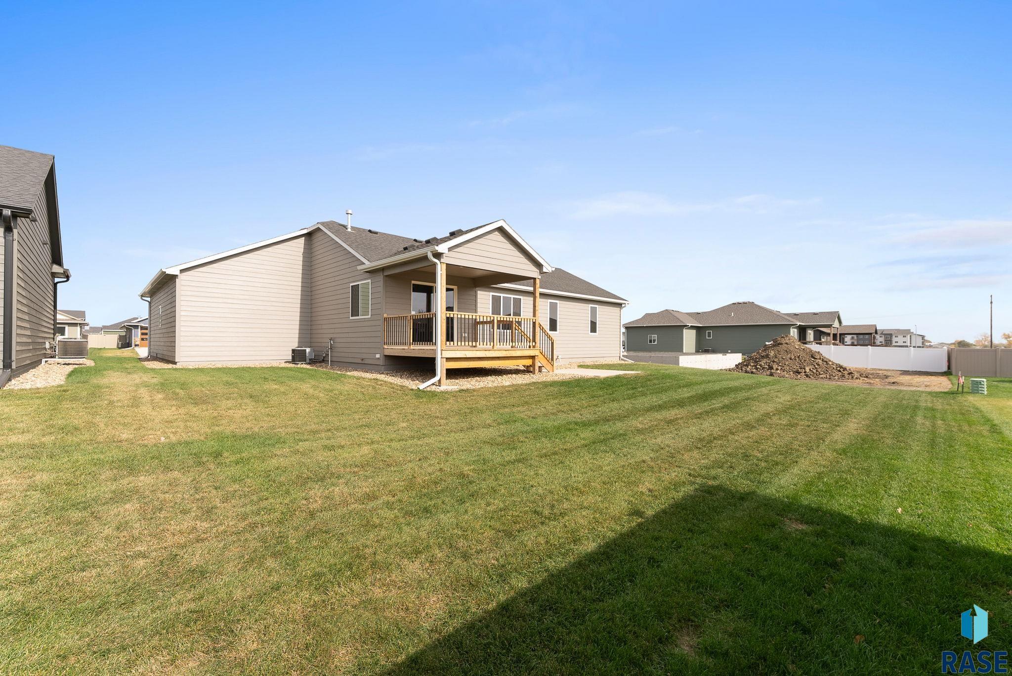 5501 E 64th St Street, Sioux Falls, South Dakota image 49