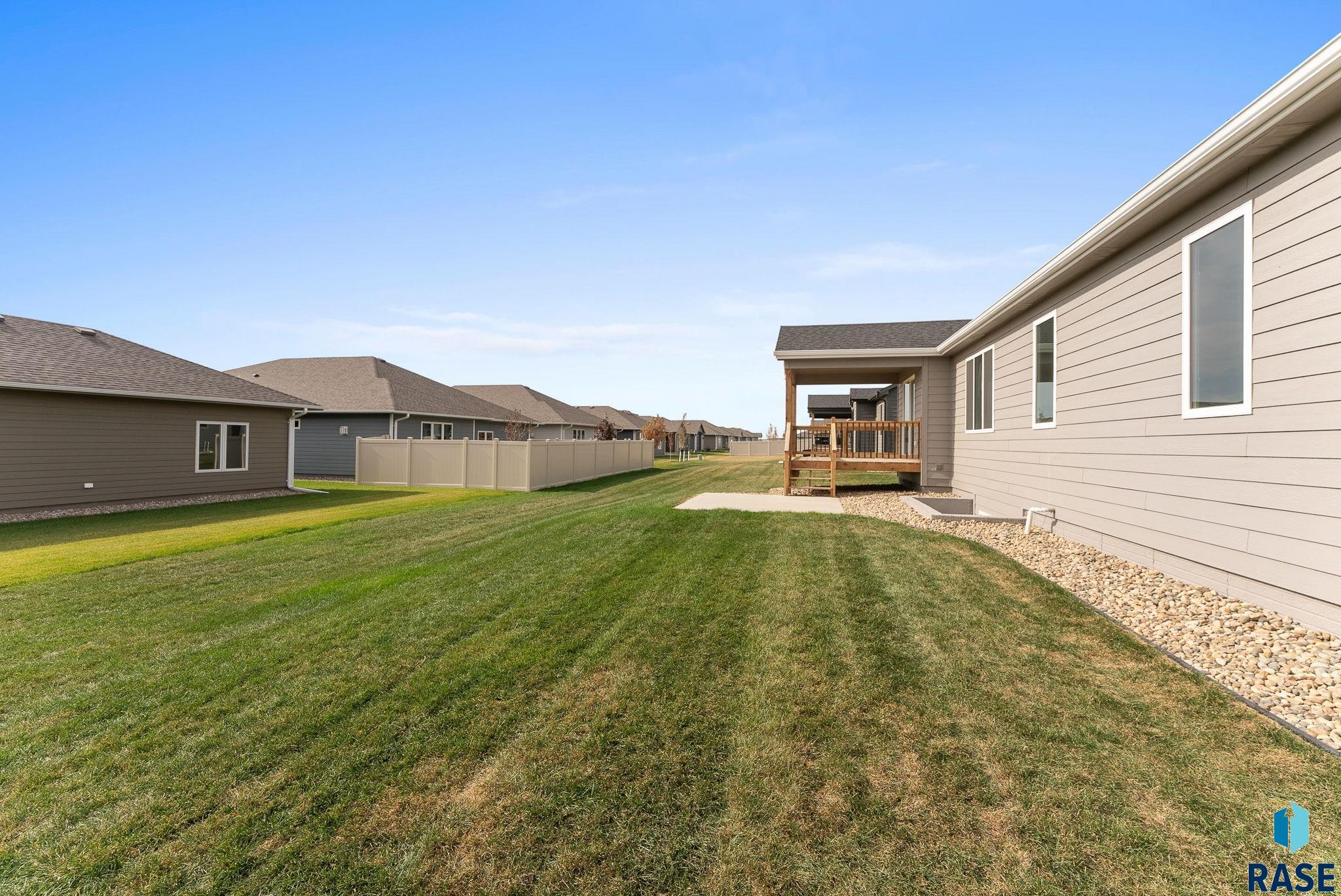 5501 E 64th St Street, Sioux Falls, South Dakota image 48