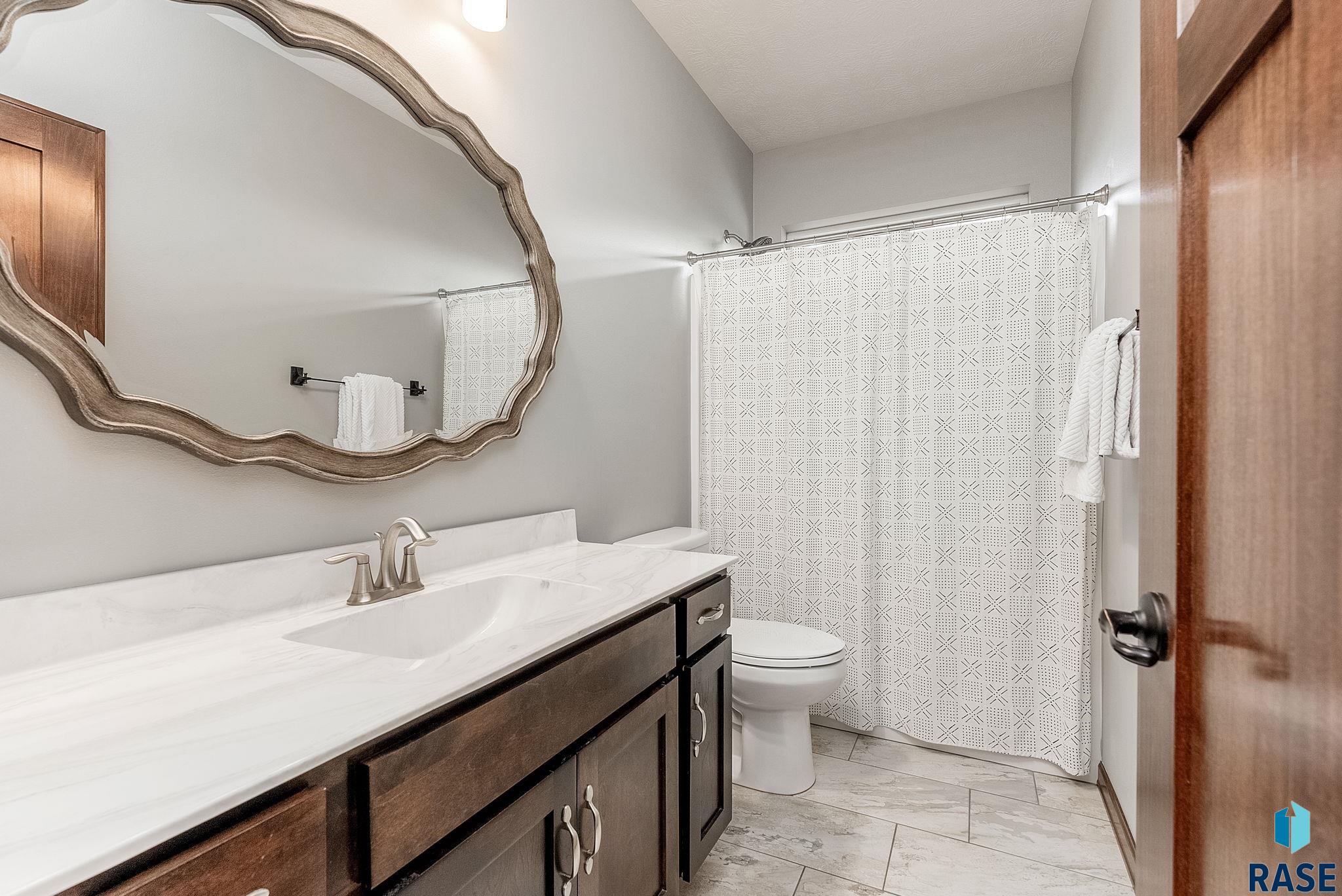 500 E 77th St Street, Sioux Falls, New Jersey image 11