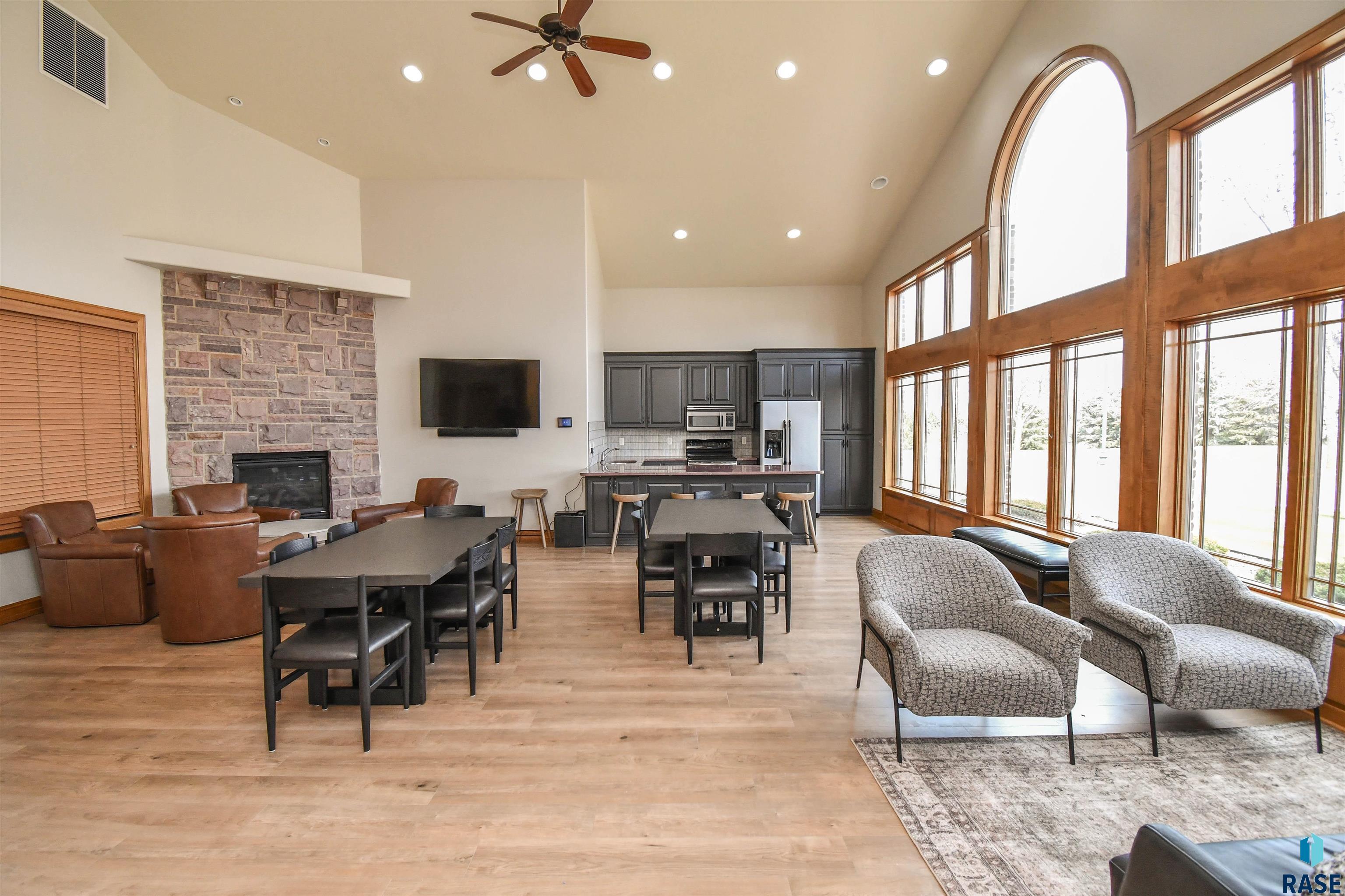 500 E 77th St Street, Sioux Falls, New Jersey image 26