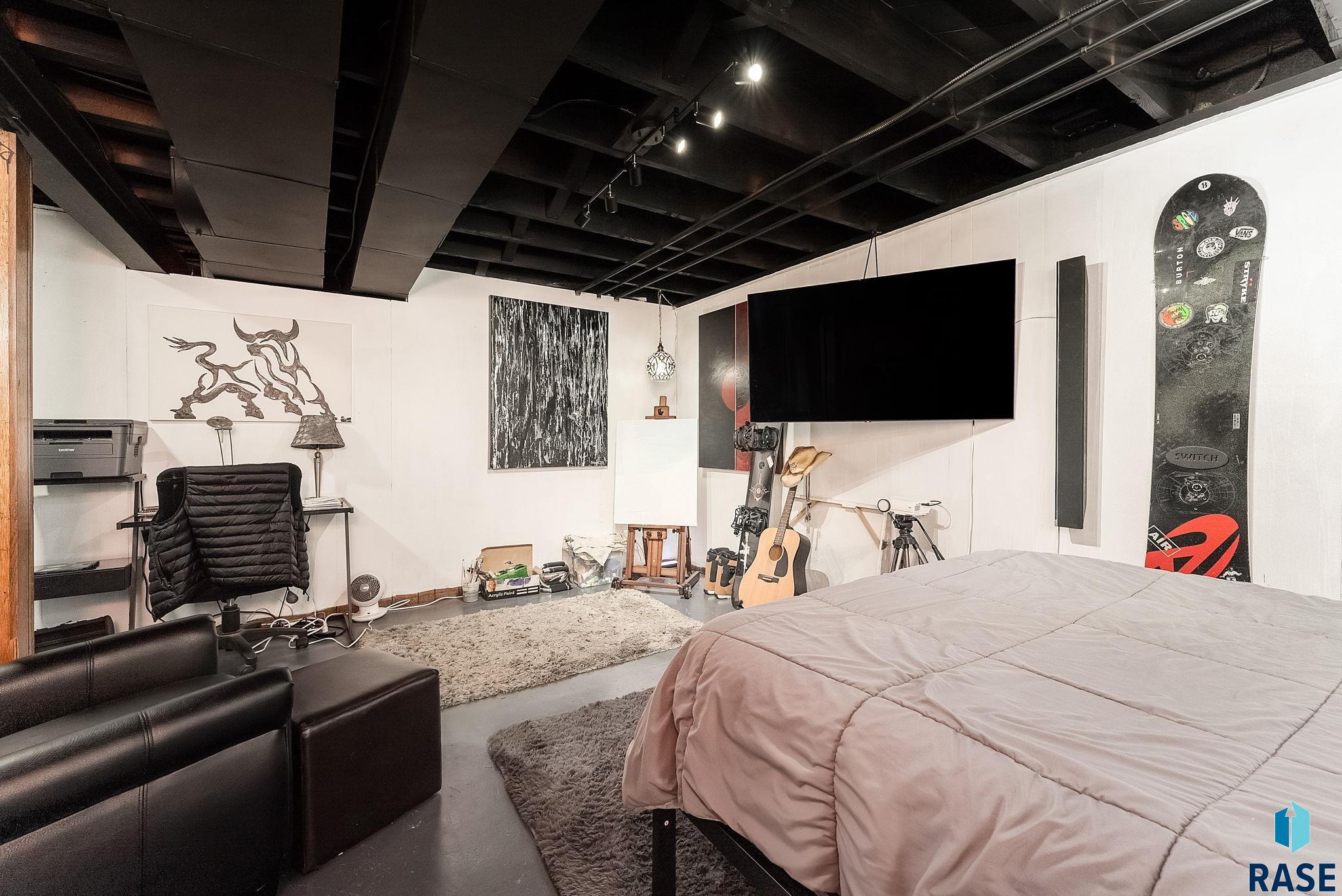 201 E 31st St Street, Sioux Falls, New Jersey image 11