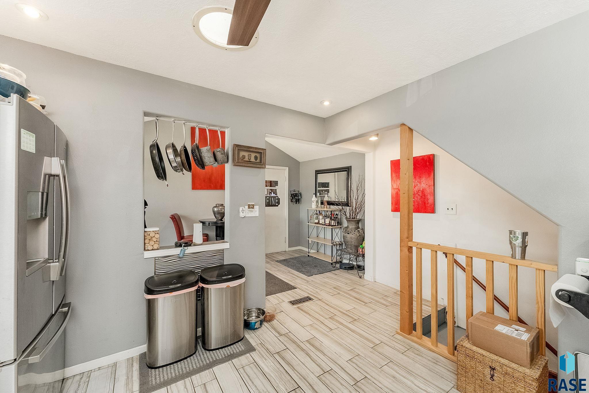 201 E 31st St Street, Sioux Falls, New Jersey image 9