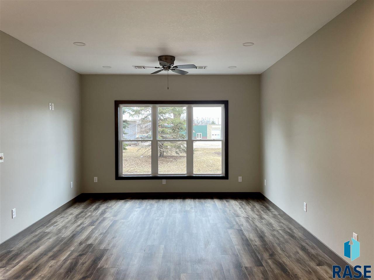 952 1st Ave Avenue, Edgerton, New Jersey image 4