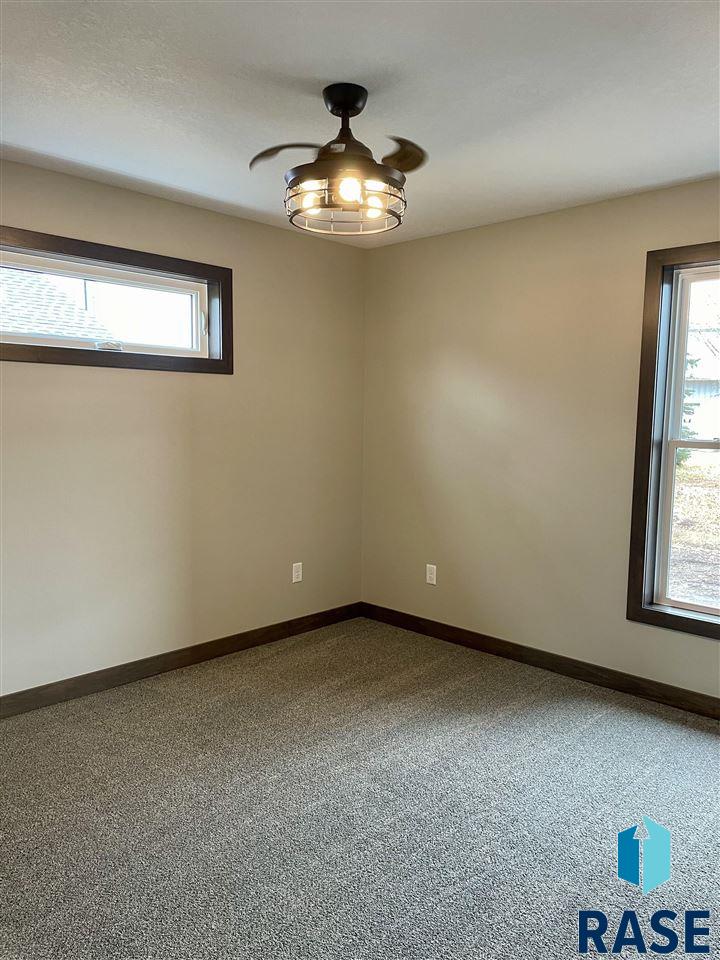 952 1st Ave Avenue, Edgerton, New Jersey image 17