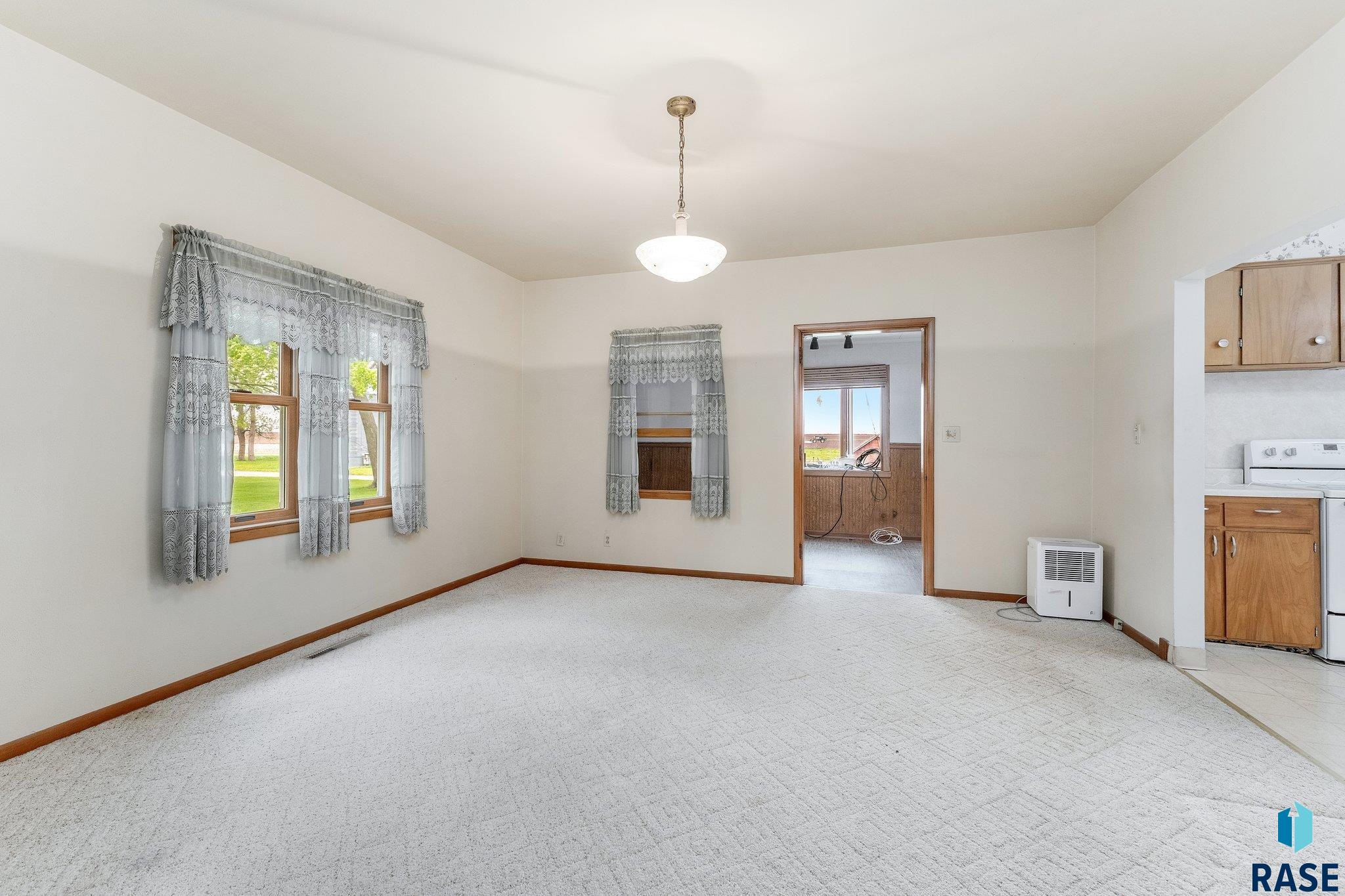 176 241st St Street, Jasper, Minnesota image 6