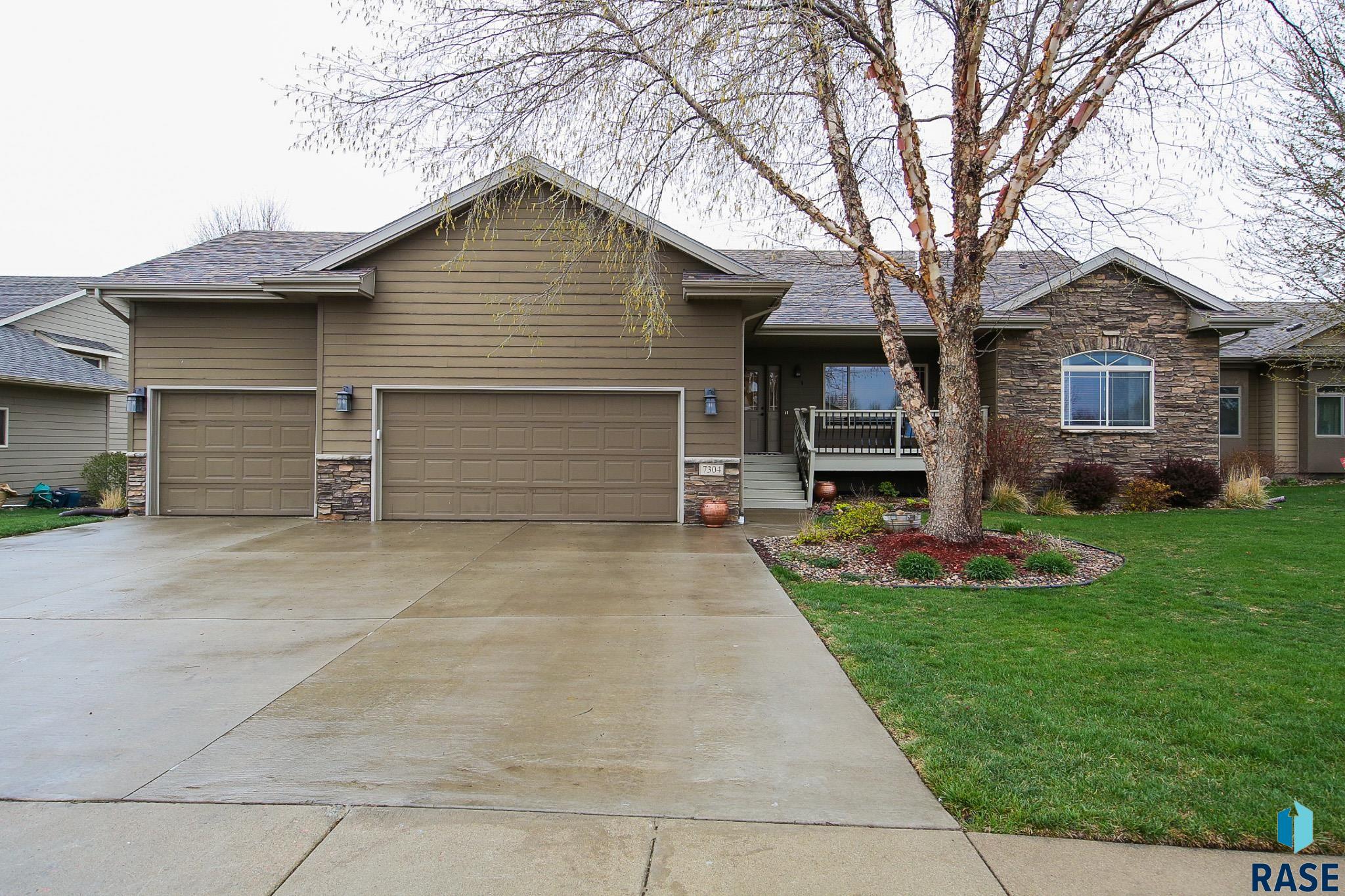 7304 W Lobelia St Street, Sioux Falls, New Jersey image 1