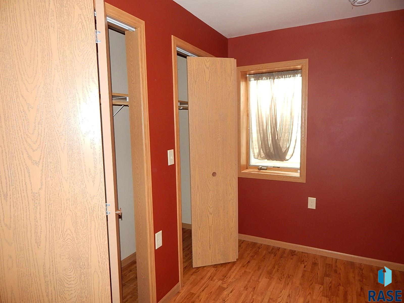 208 5th St Street, Hudson, South Dakota image 12