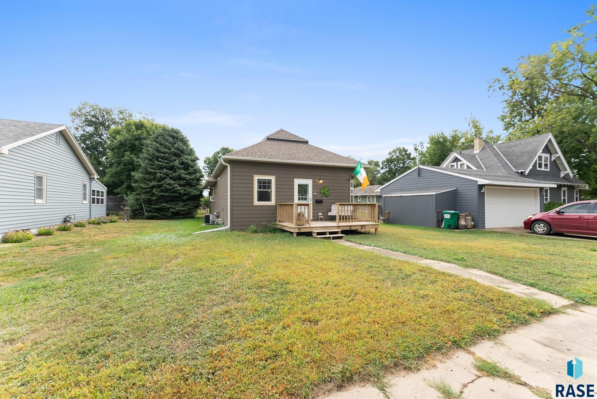 104 5th St N Street, Beresford, New Jersey image 2