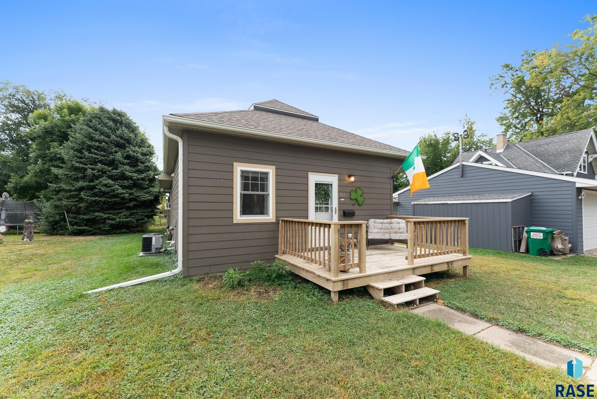 104 5th St N Street, Beresford, New Jersey image 6