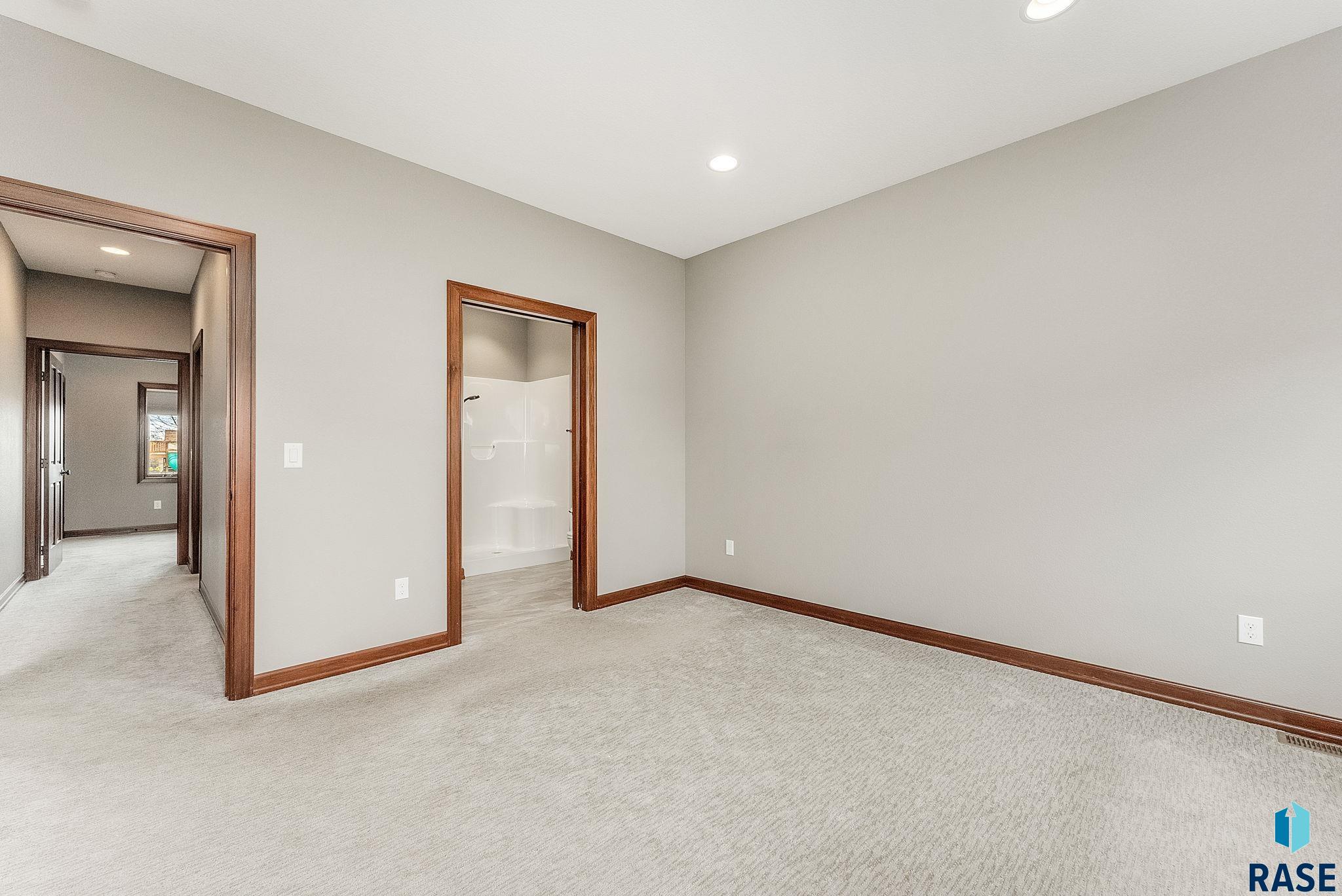 2000 W Tyler Dr Drive #BLDG 2 - APT 6, Brandon, New Jersey image 19
