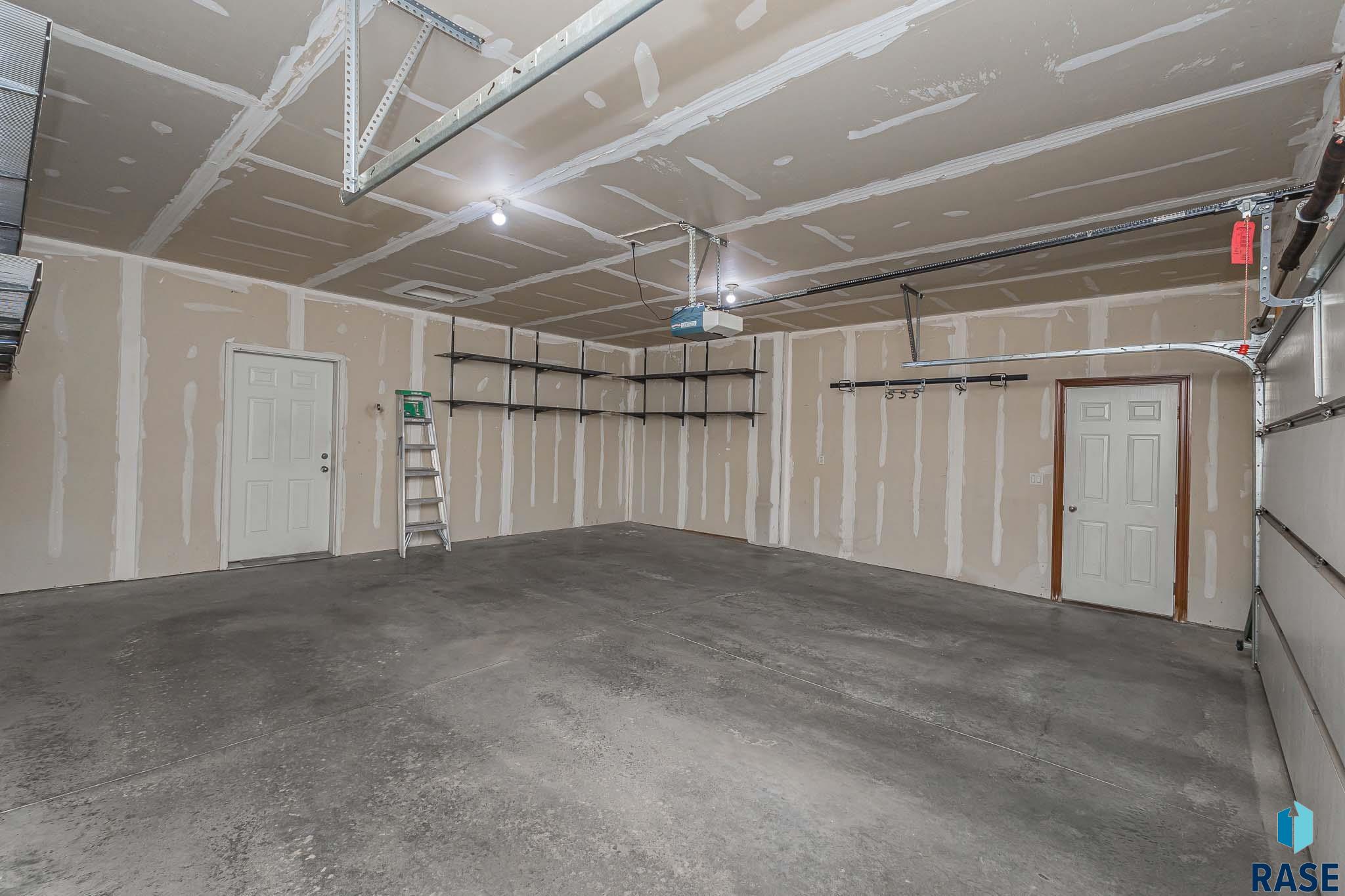 3307 S Bedford Ave Avenue, Sioux Falls, New Jersey image 38