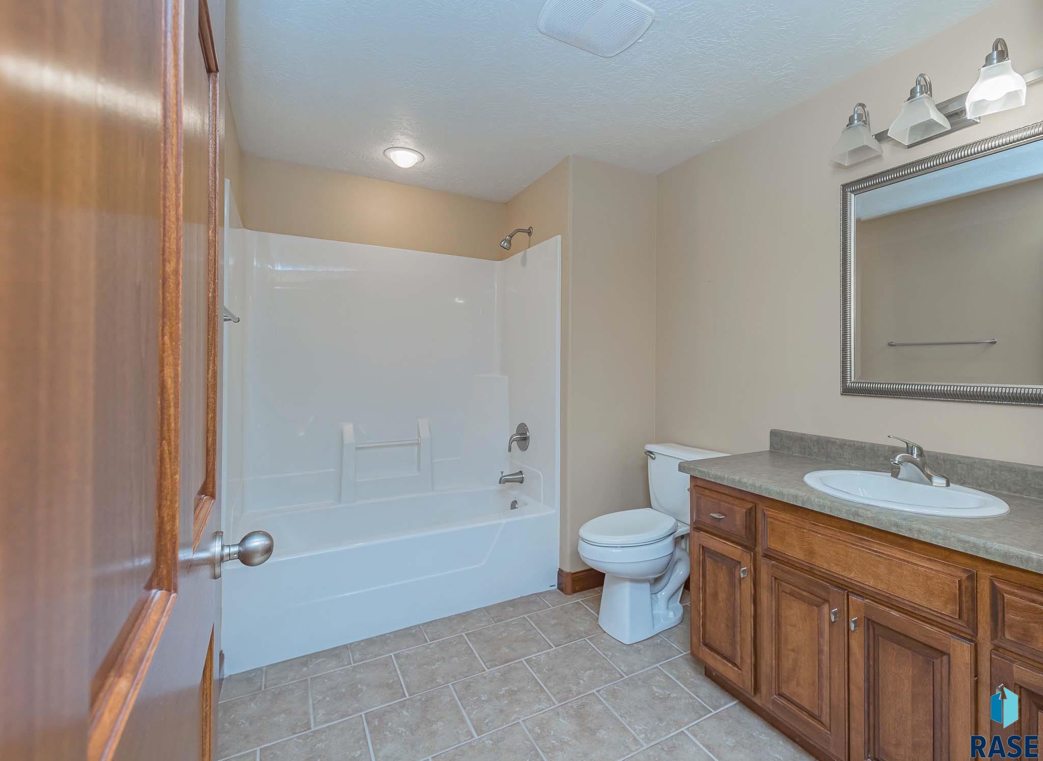 3307 S Bedford Ave Avenue, Sioux Falls, New Jersey image 37