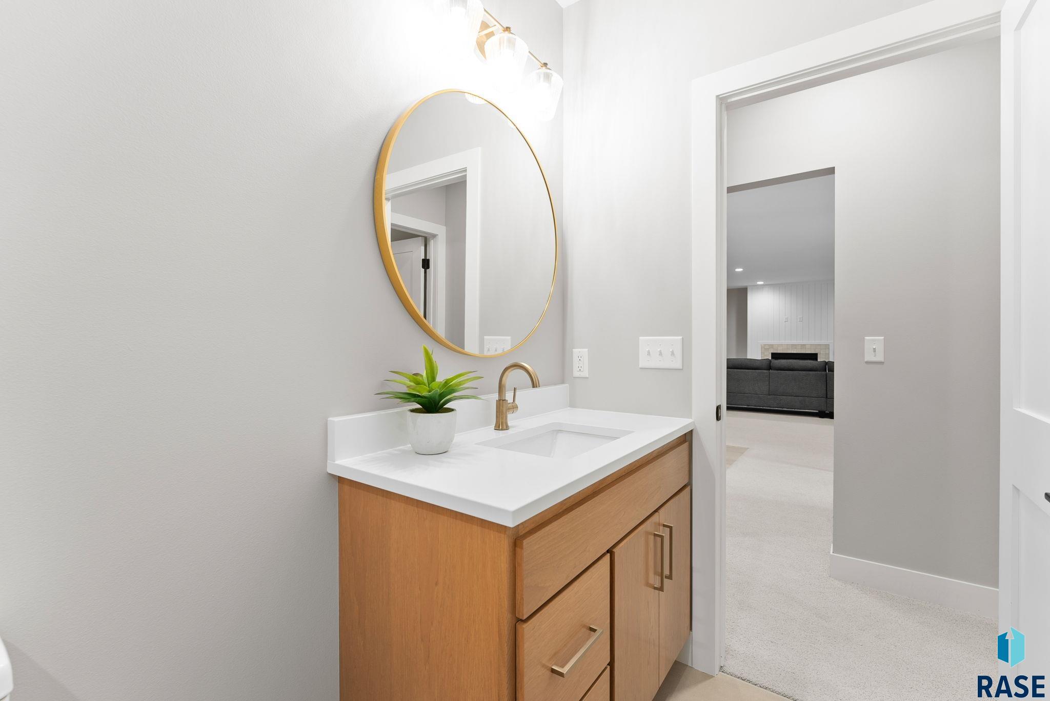 504 N Piper Cir Circle, Sioux Falls, South Dakota image 49