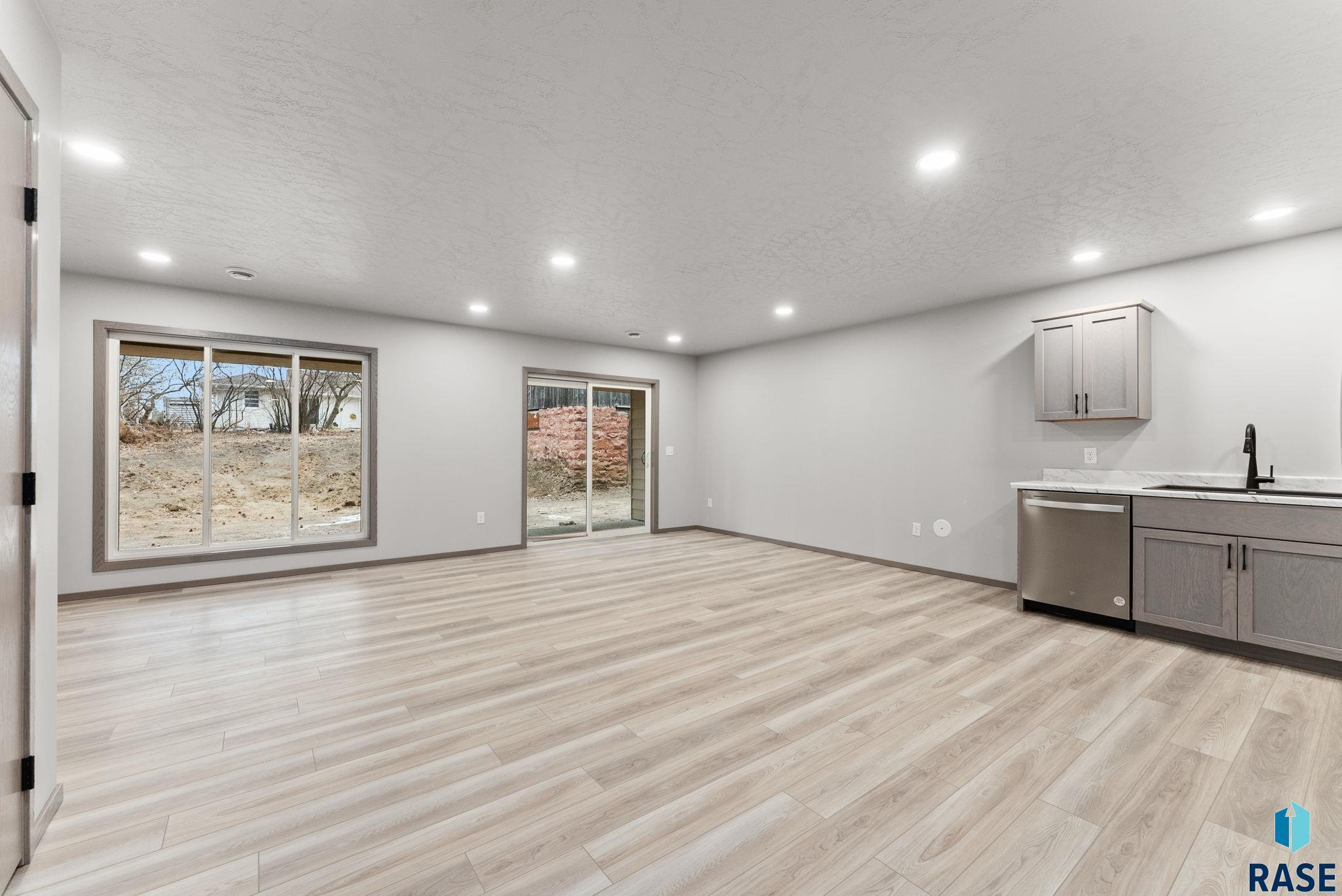 713 N Dakota Ave Avenue, Dell Rapids, South Dakota image 9