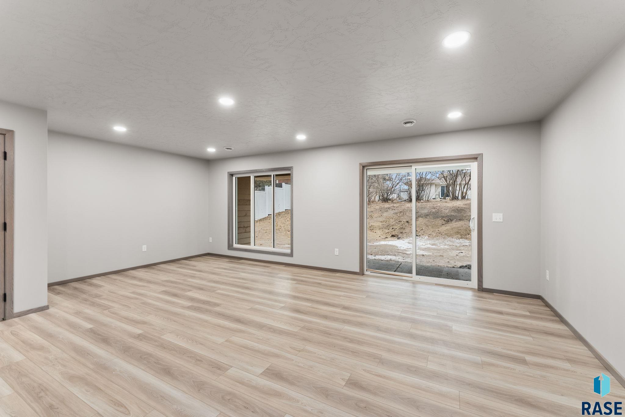 713 N Dakota Ave Avenue, Dell Rapids, South Dakota image 11