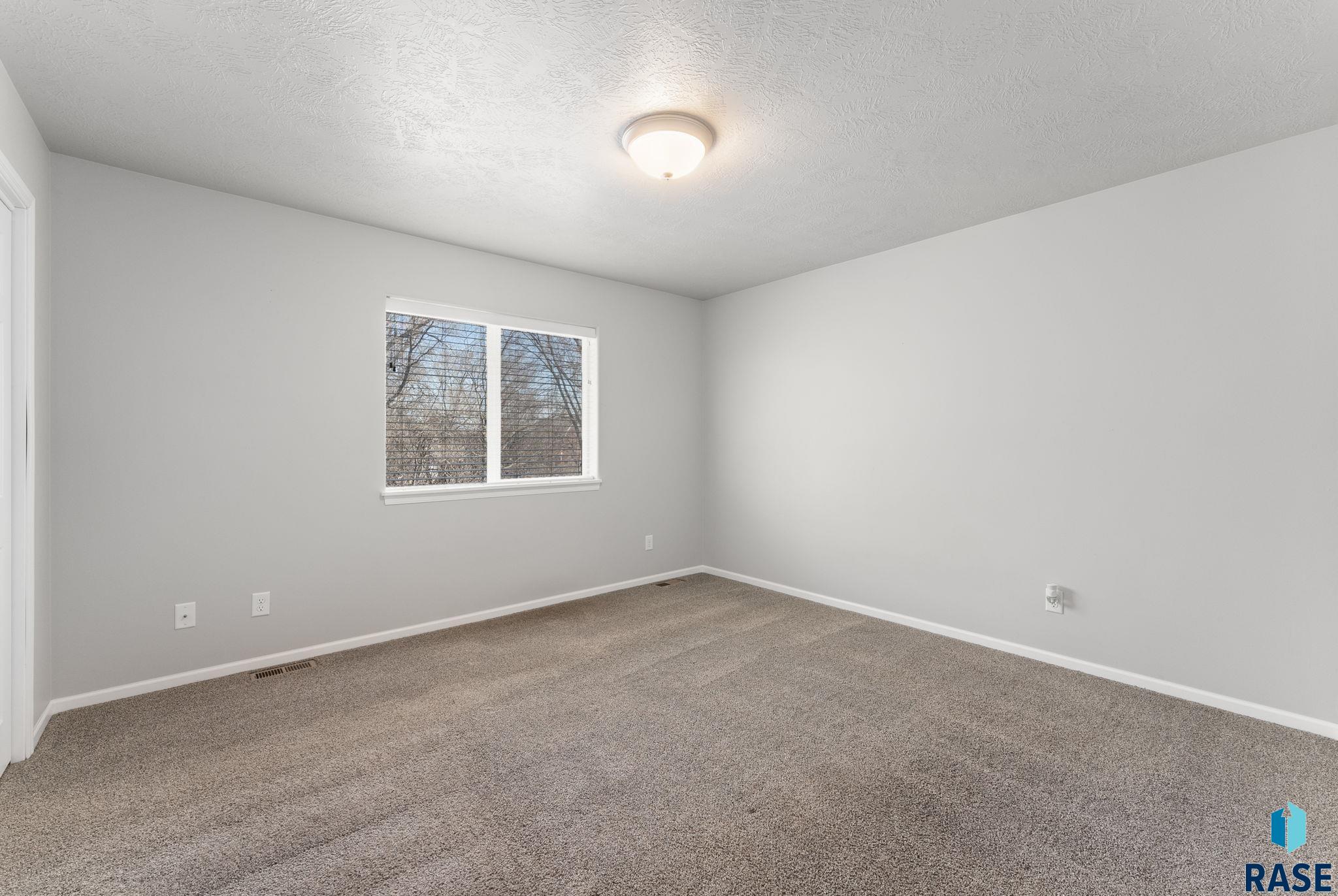 314 Macey Ave Avenue, Harrisburg, South Dakota image 10