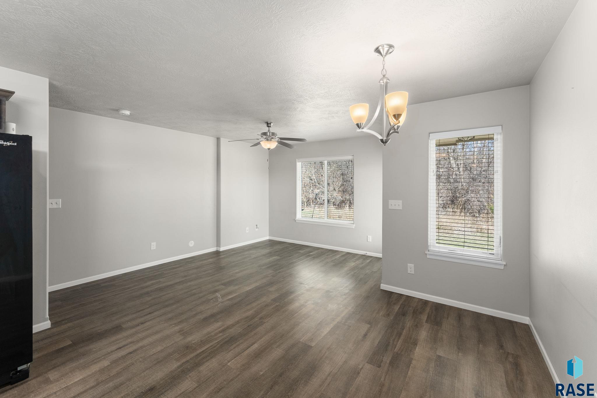 314 Macey Ave Avenue, Harrisburg, South Dakota image 6