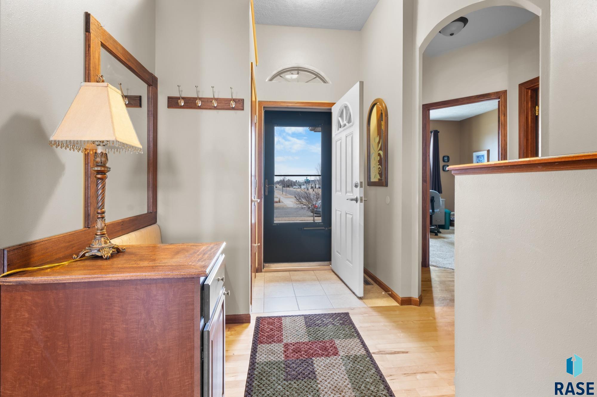 7408 W 58th St Street, Sioux Falls, New Jersey image 2