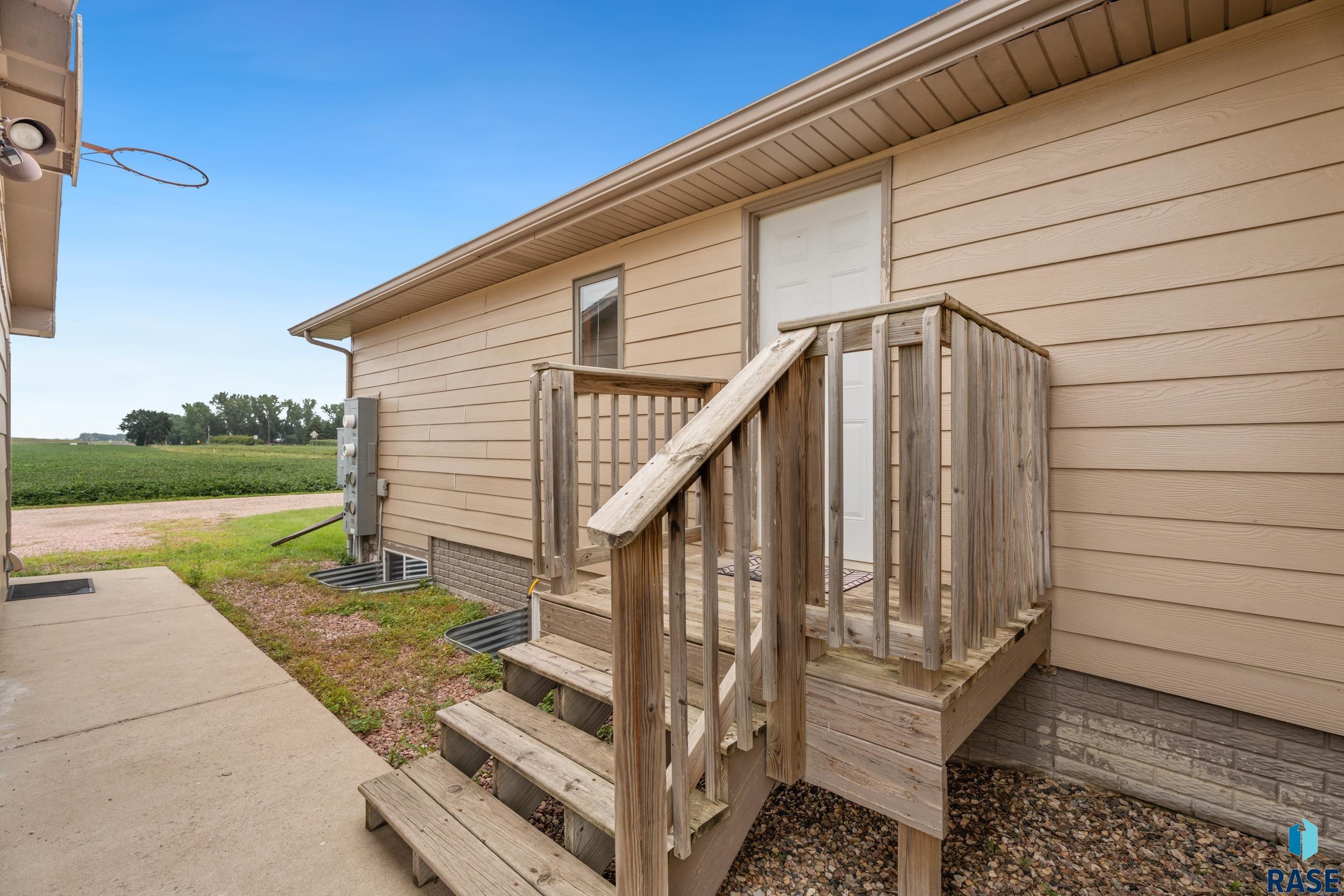 Sioux Falls, South Dakota 57107, United States, 4 Bedrooms Bedrooms, ,2 BathroomsBathrooms,Residential,Active,184889