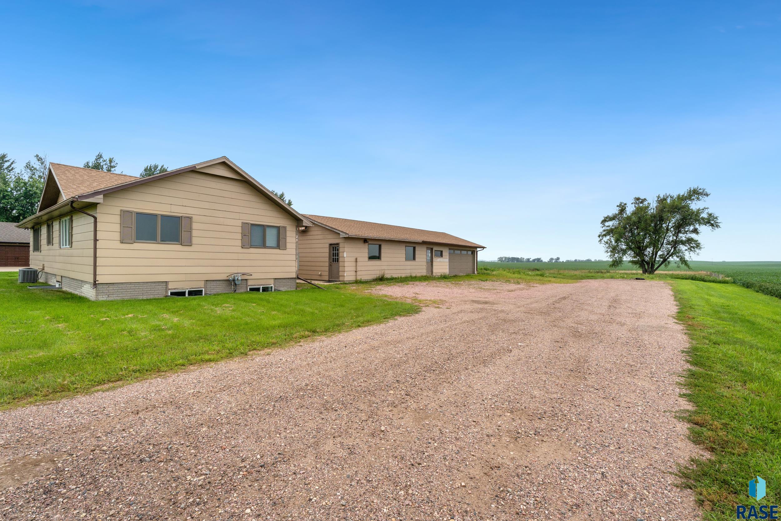 Sioux Falls, South Dakota 57107, United States, 4 Bedrooms Bedrooms, ,2 BathroomsBathrooms,Residential,Active,184889