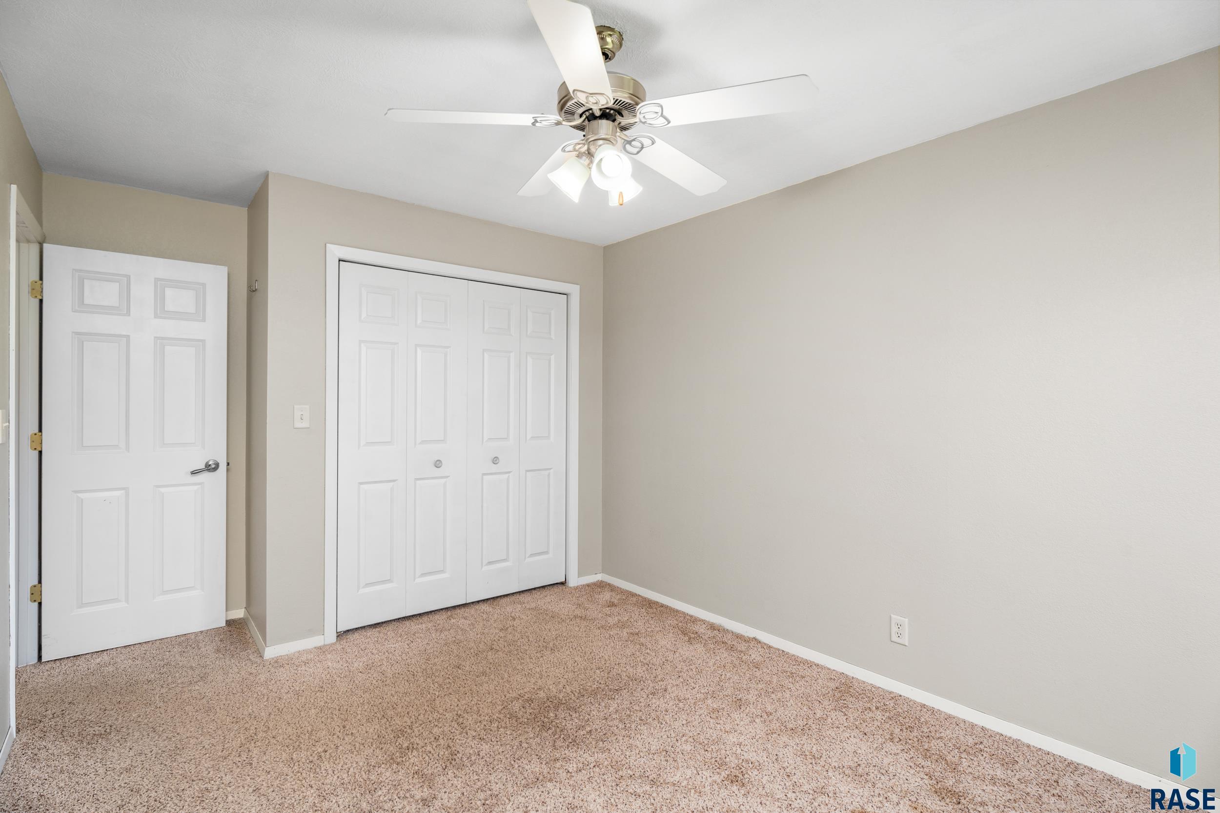 Sioux Falls, South Dakota 57107, United States, 4 Bedrooms Bedrooms, ,2 BathroomsBathrooms,Residential,Active,184889