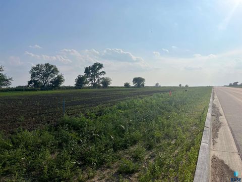 Vacant Land For Sale - W 5th Street<br/> Freeman, SD 57029