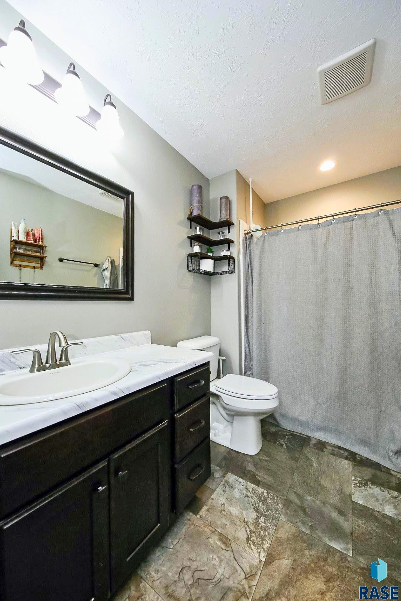 109 Patricia St Street #RESIDENCE 306, Harrisburg, New Jersey image 7