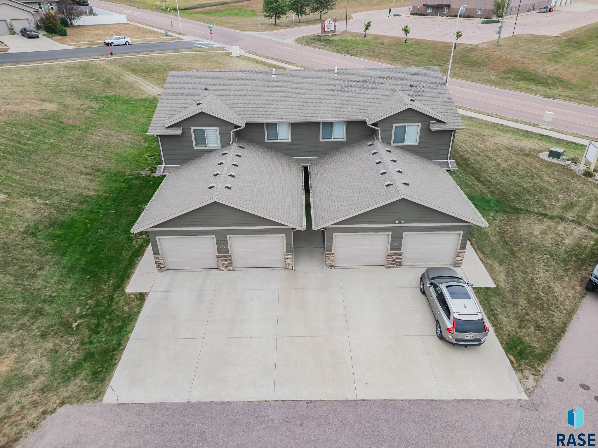 404 N Sioux Blvd