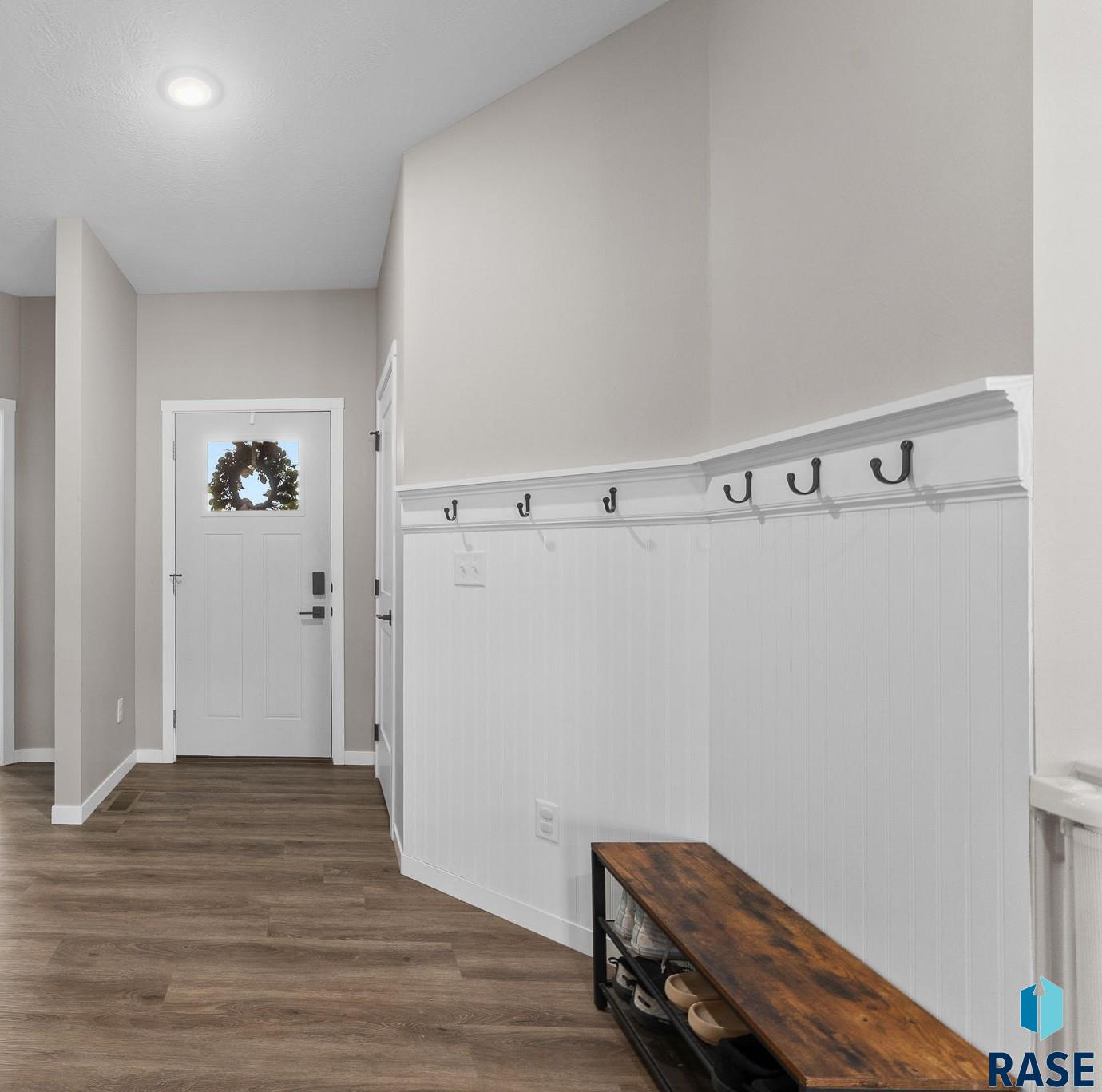 102 Atlantic Cir Circle, Harrisburg, South Dakota image 3