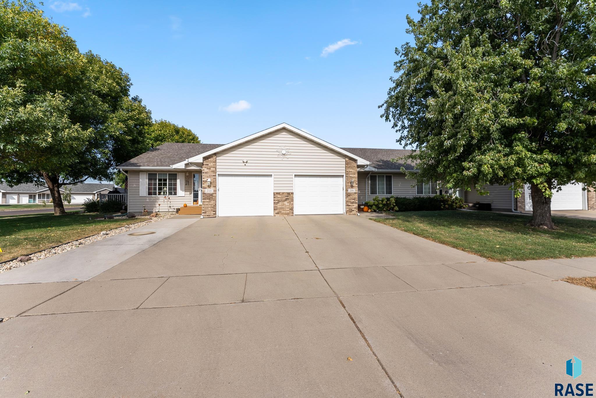 210 W Maple St Street, Harrisburg, South Dakota image 21