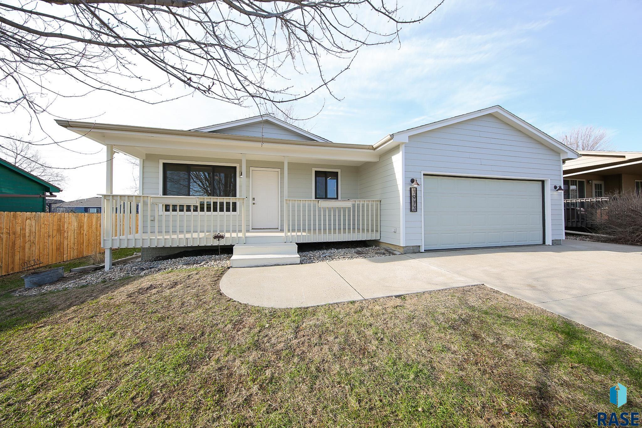 7913 W Stoney Creek St Street, Sioux Falls, New Jersey image 2