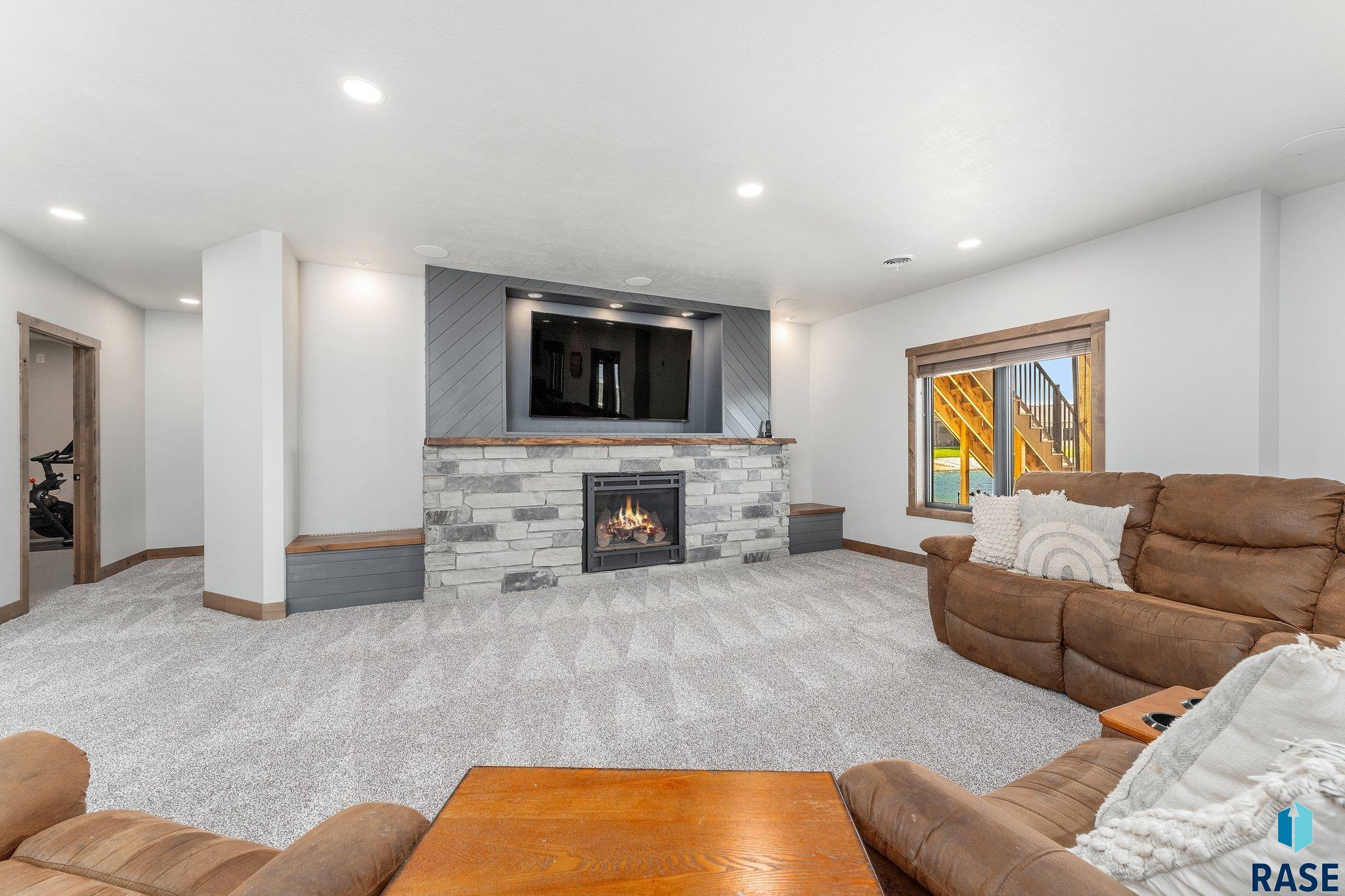2415 N Reichelt Cir Circle, Tea, South Dakota image 29